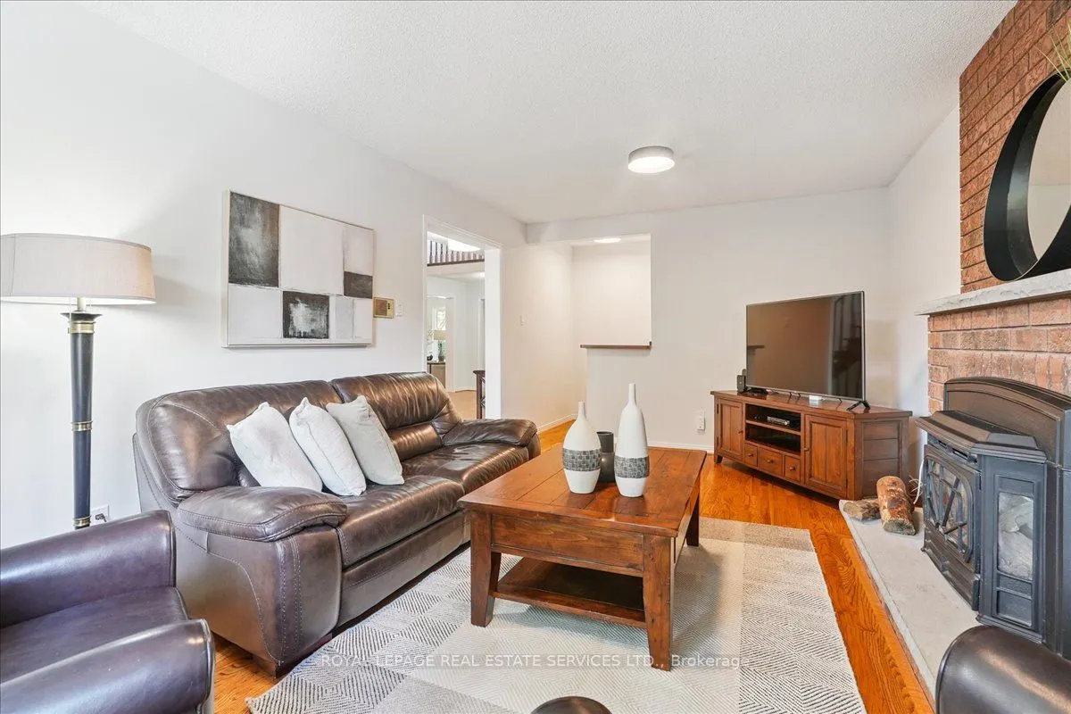 1154 Beechgrove Crescent