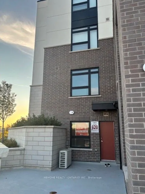1585 Rose Way, #120