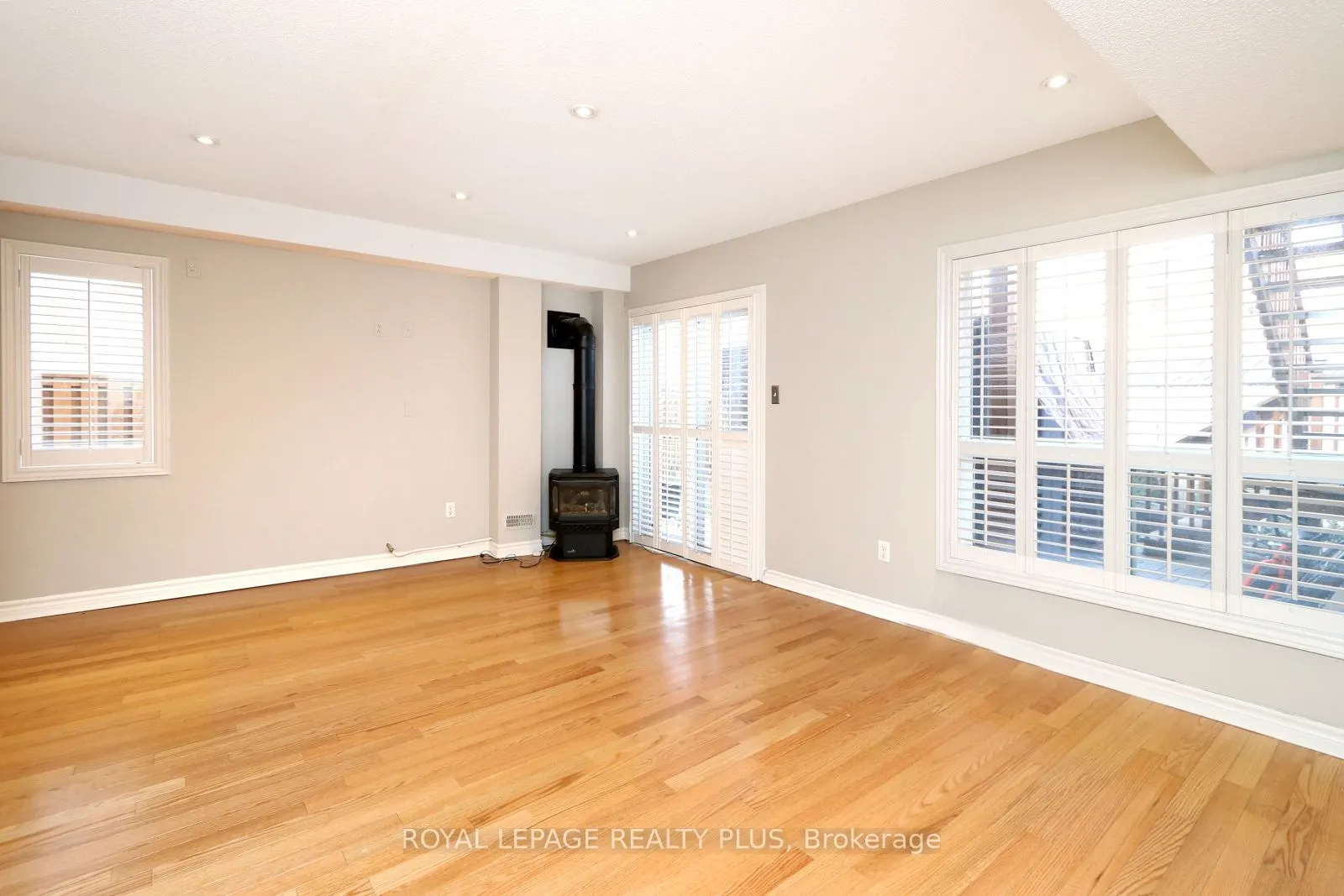 3656 Twinmaple Drive