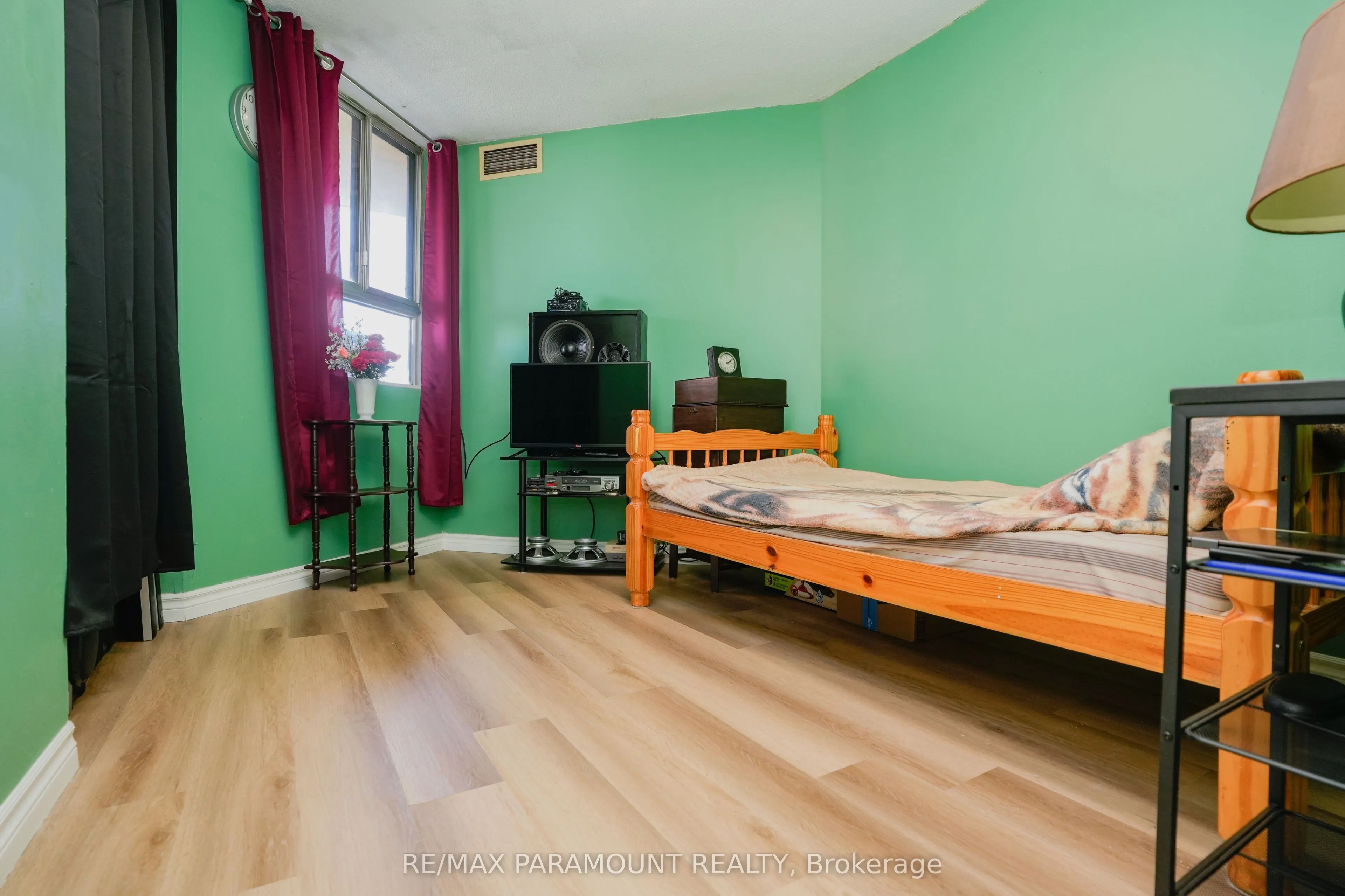234 Albion Road, #610