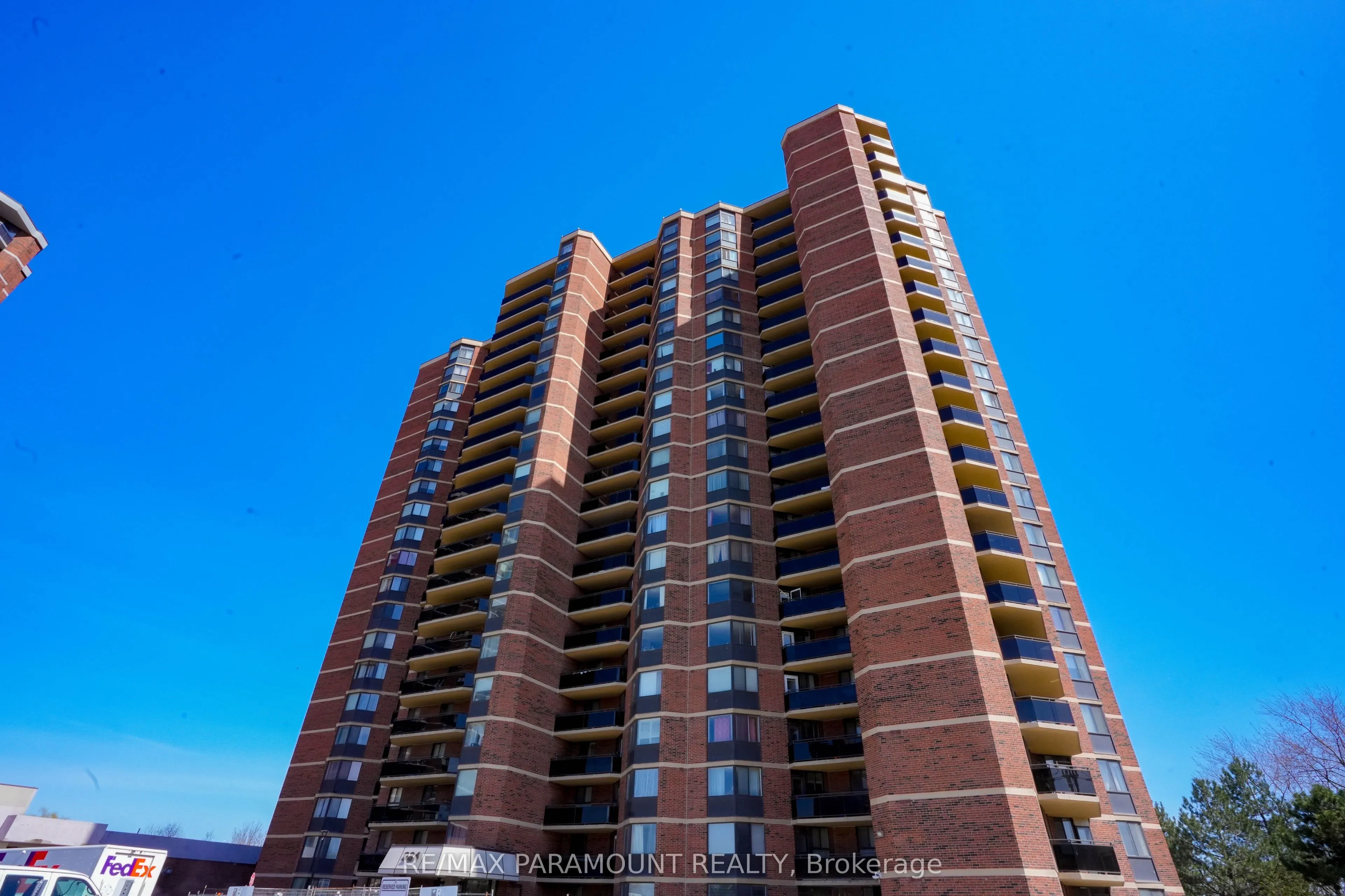 234 Albion Road, #610