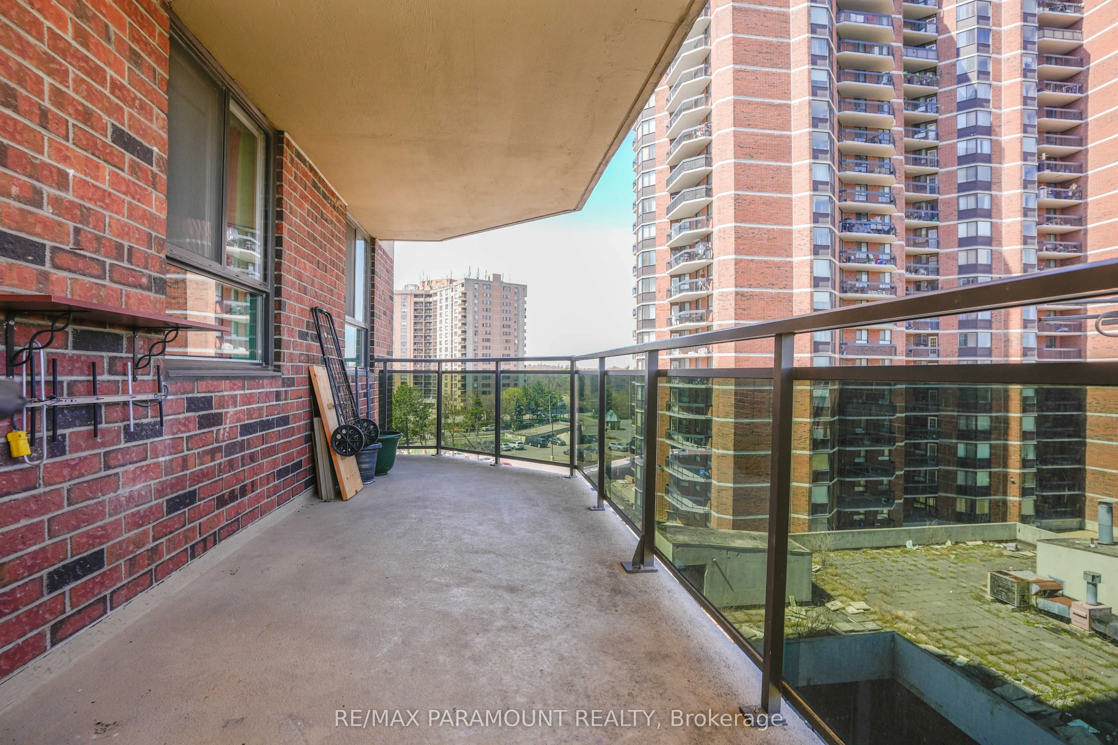 234 Albion Road, #610