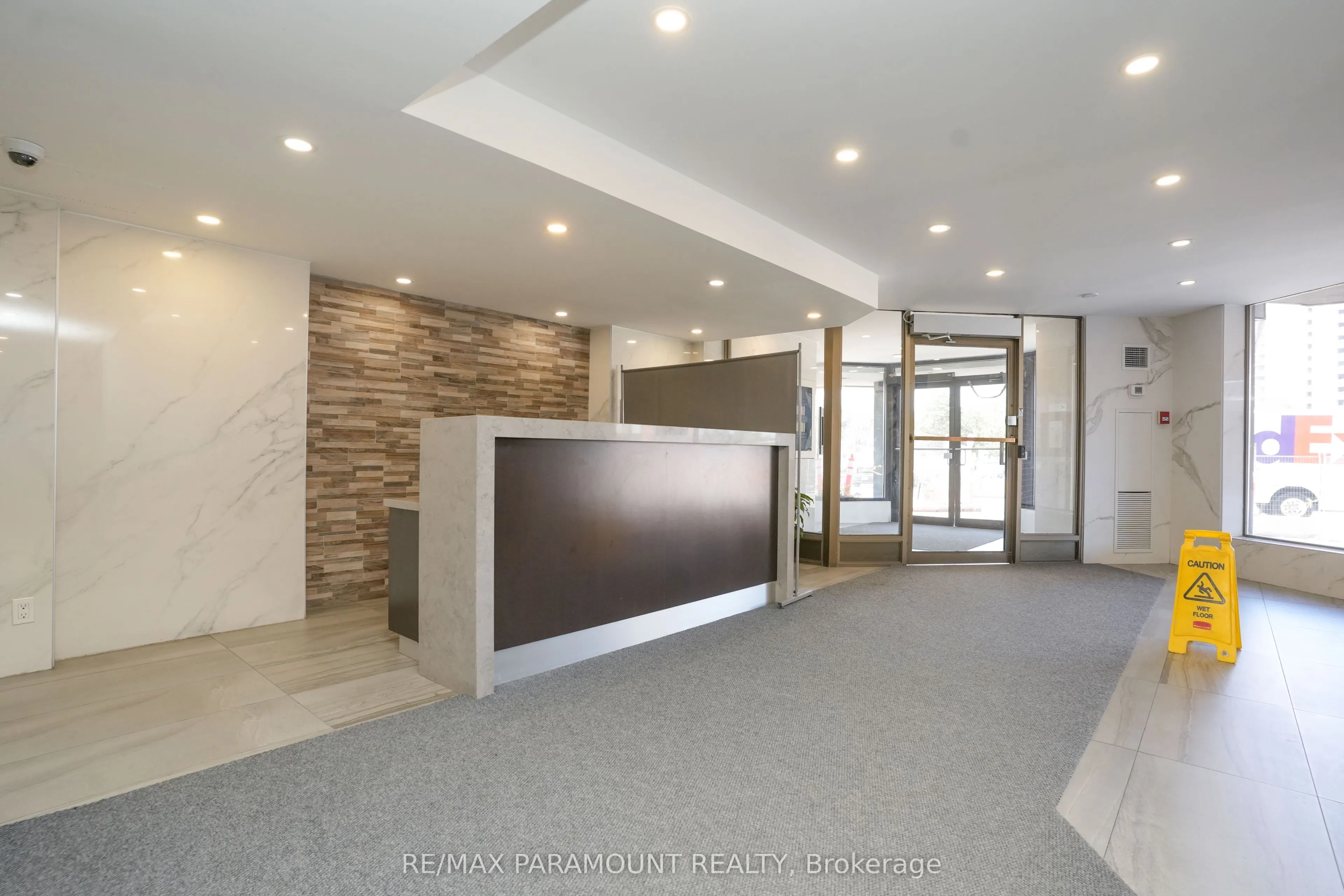 234 Albion Road, #610