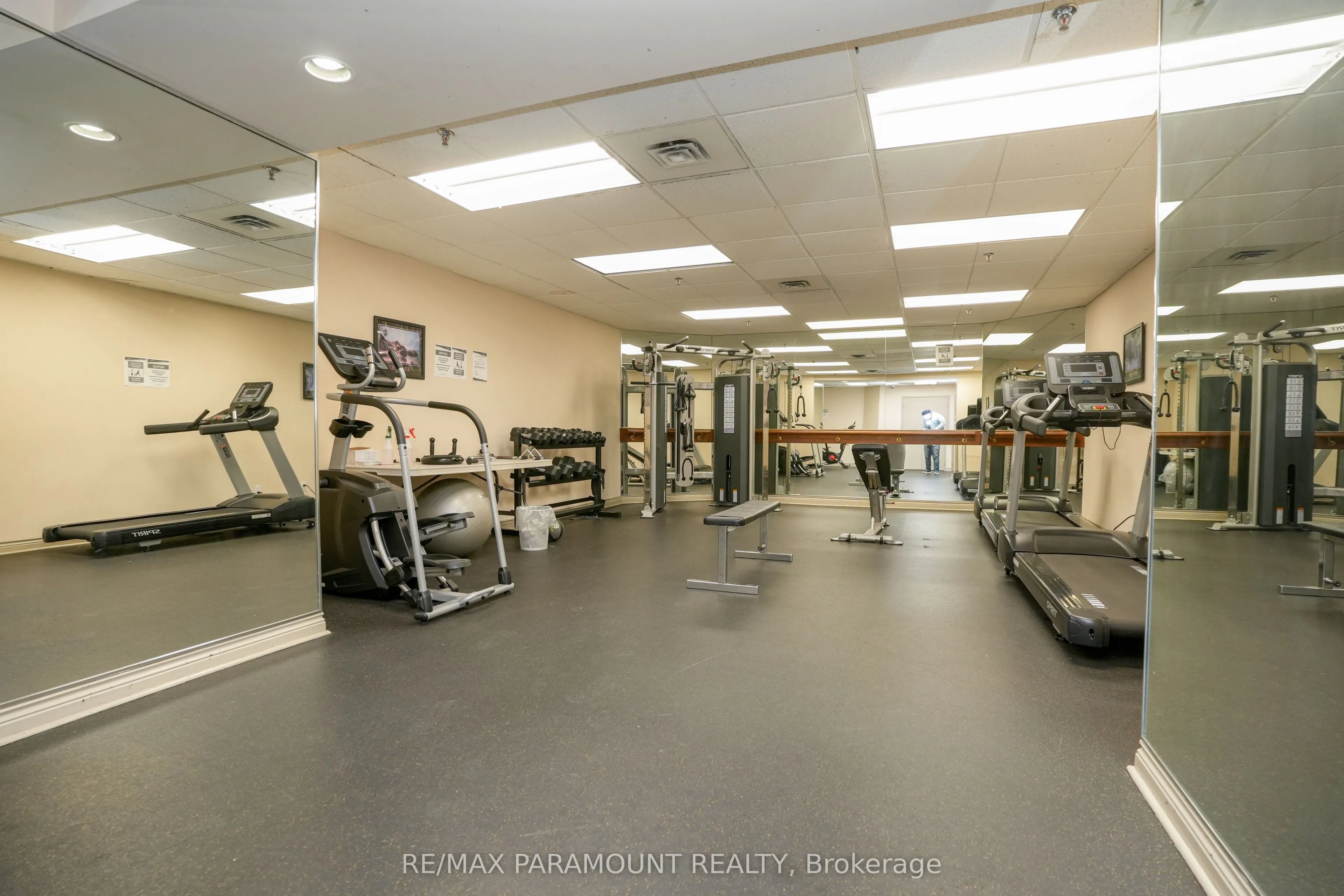 234 Albion Road, #610