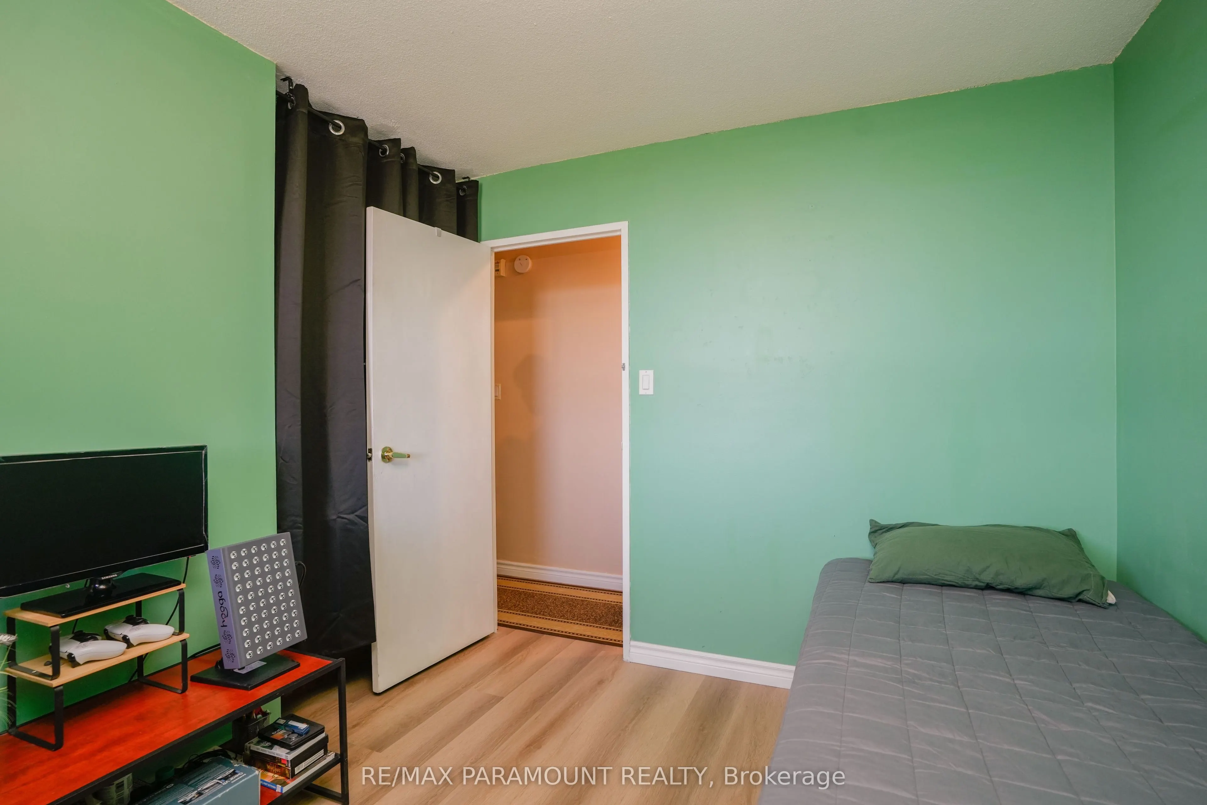 234 Albion Road, #610