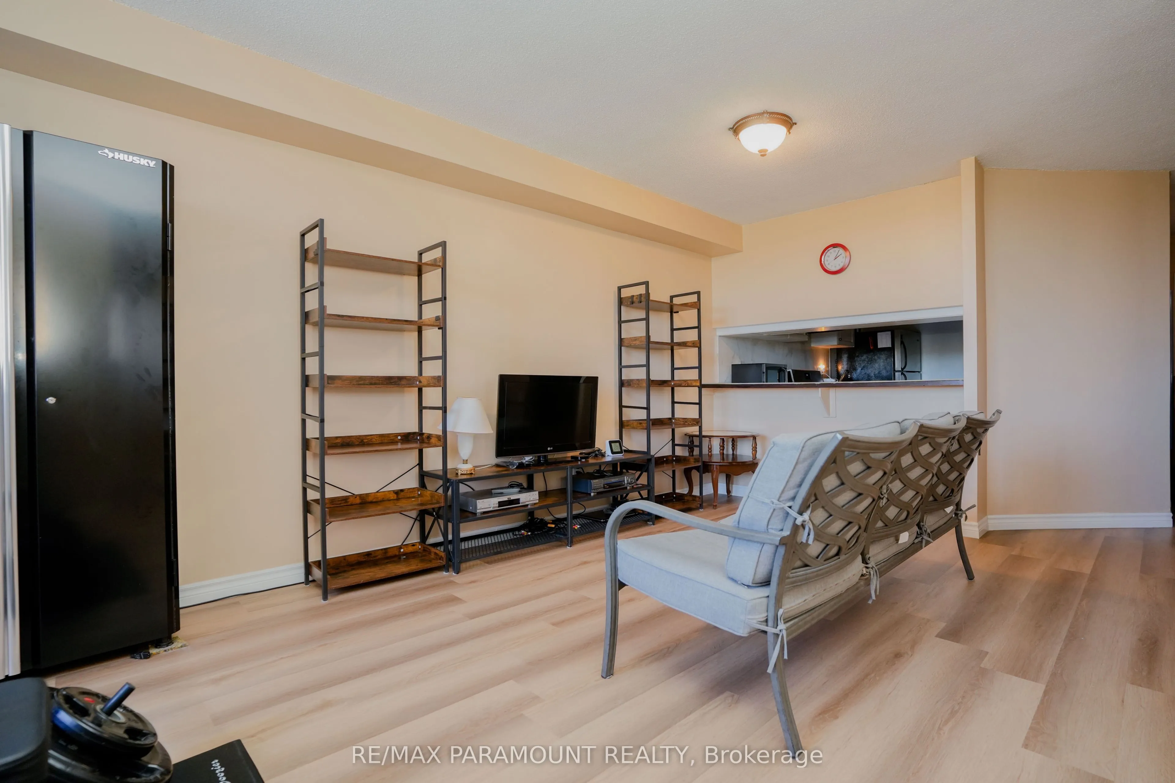 234 Albion Road, #610