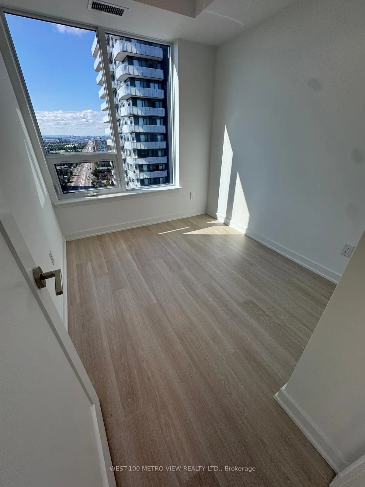 5105 Hurontario Street S, #2012