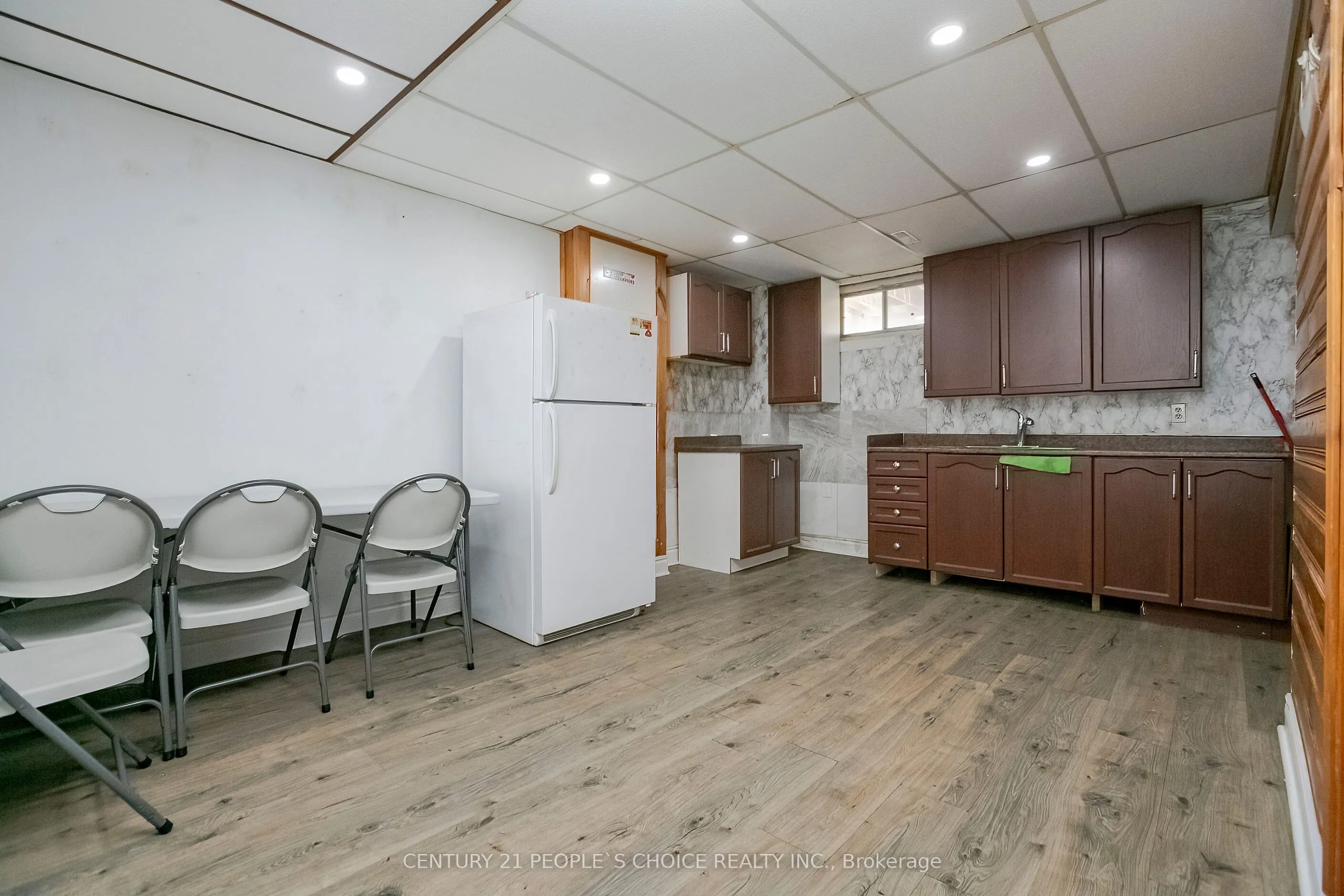 380 Bartley Bull Parkway