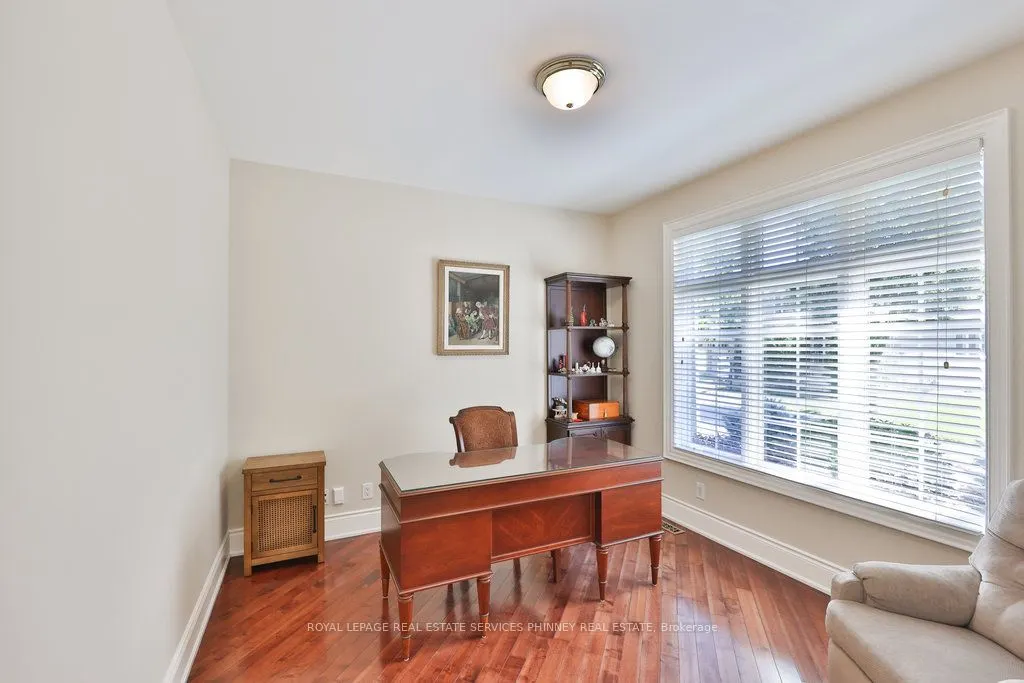 729 HIDDEN GROVE Lane, #13