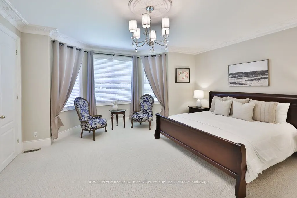 729 HIDDEN GROVE Lane, #13
