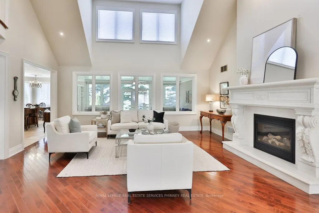729 HIDDEN GROVE Lane, #13