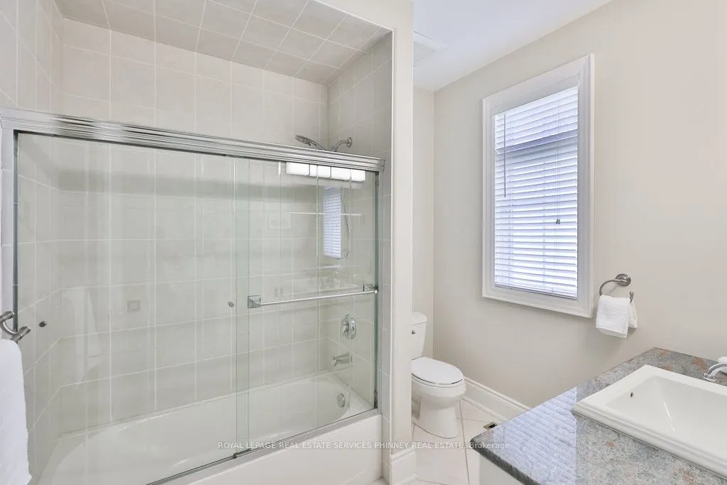 729 HIDDEN GROVE Lane, #13