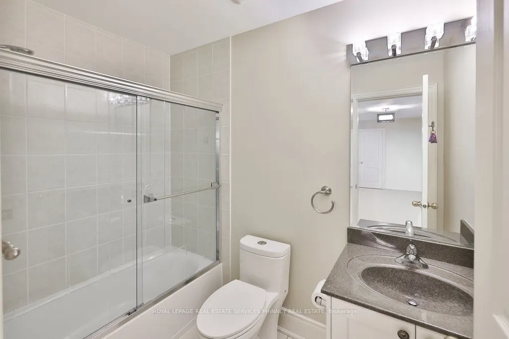 729 HIDDEN GROVE Lane, #13