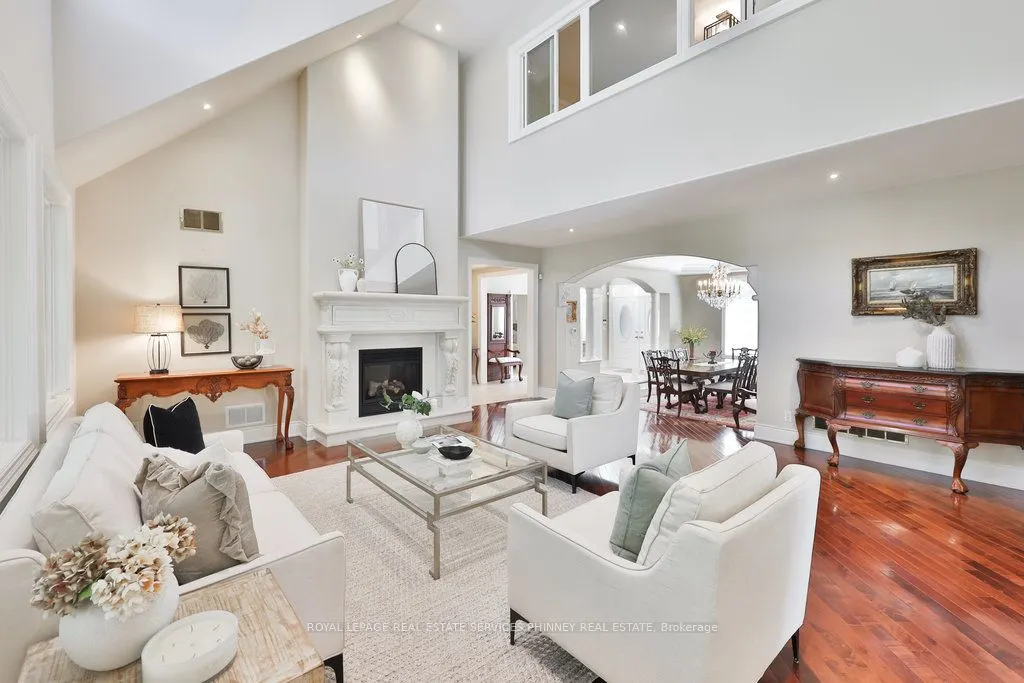 729 HIDDEN GROVE Lane, #13