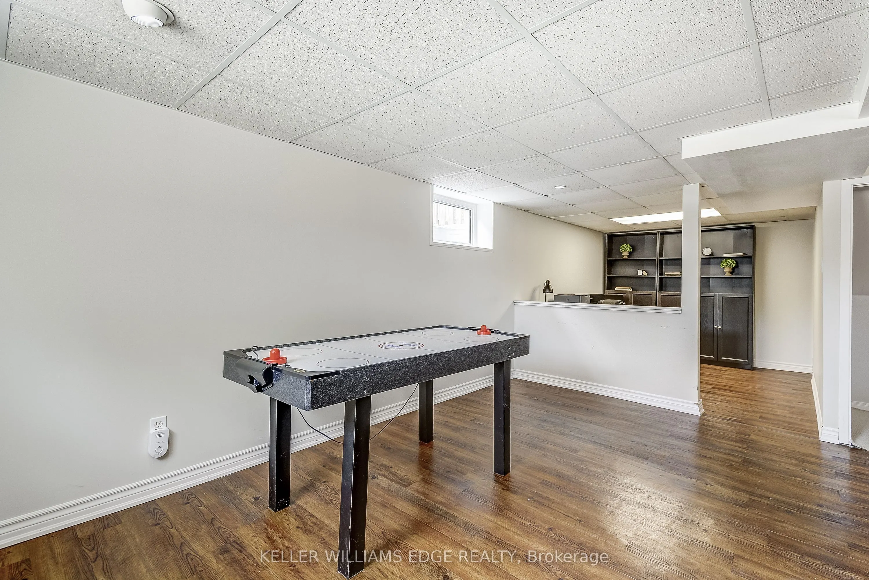 2212 Melissa Crescent