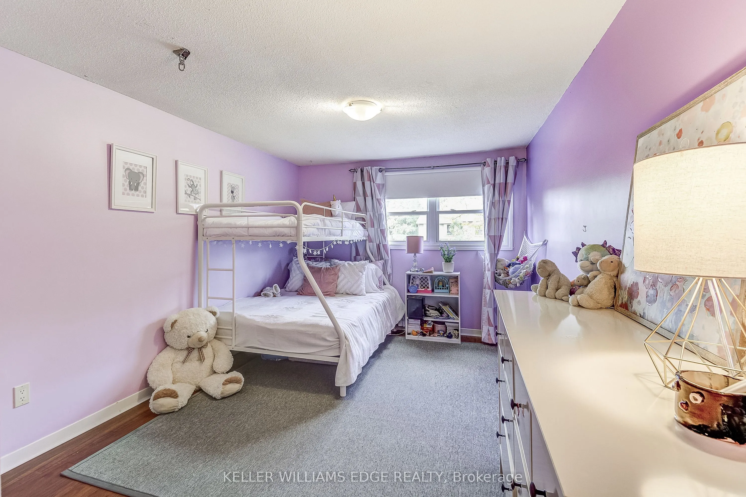 2212 Melissa Crescent