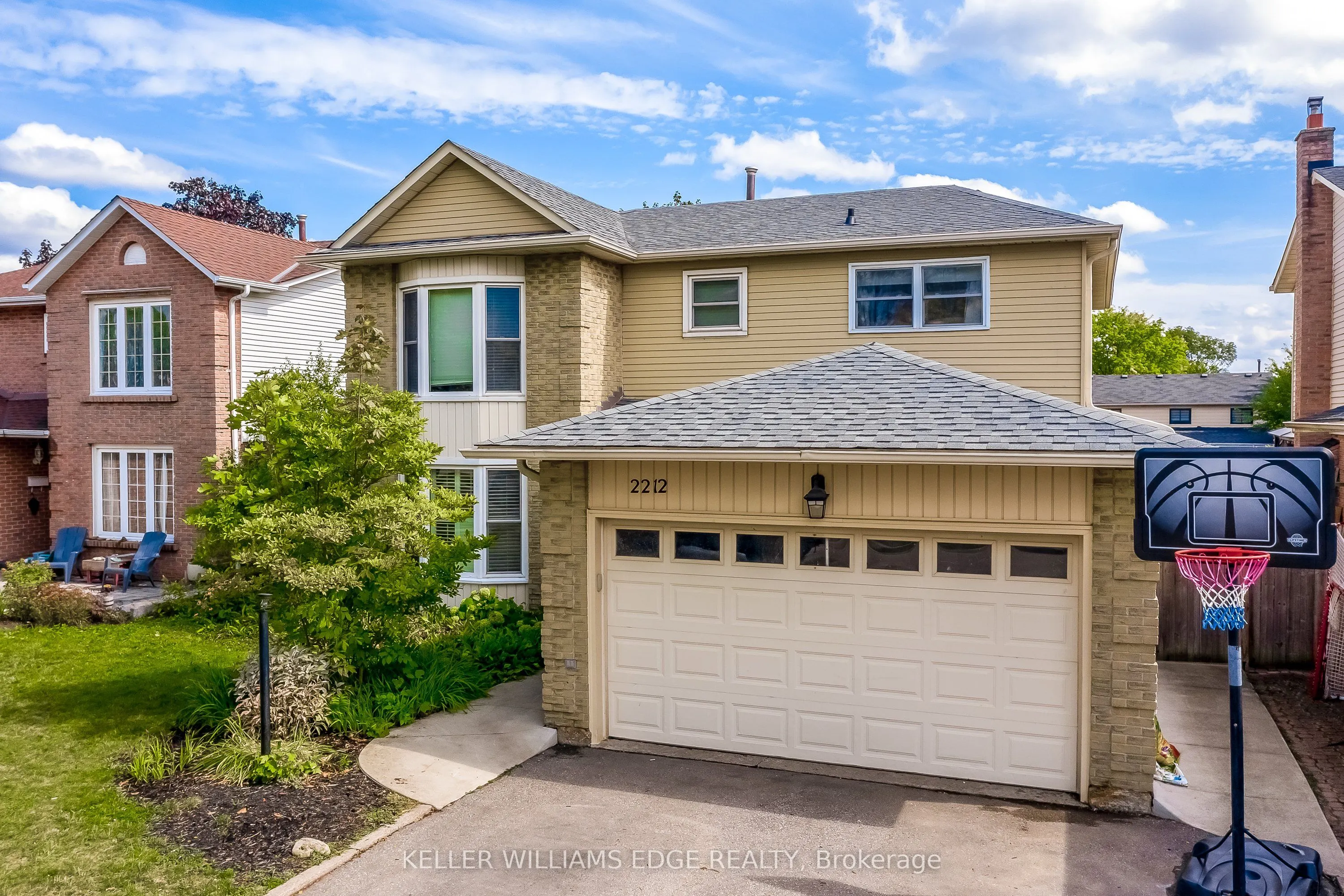 2212 Melissa Crescent
