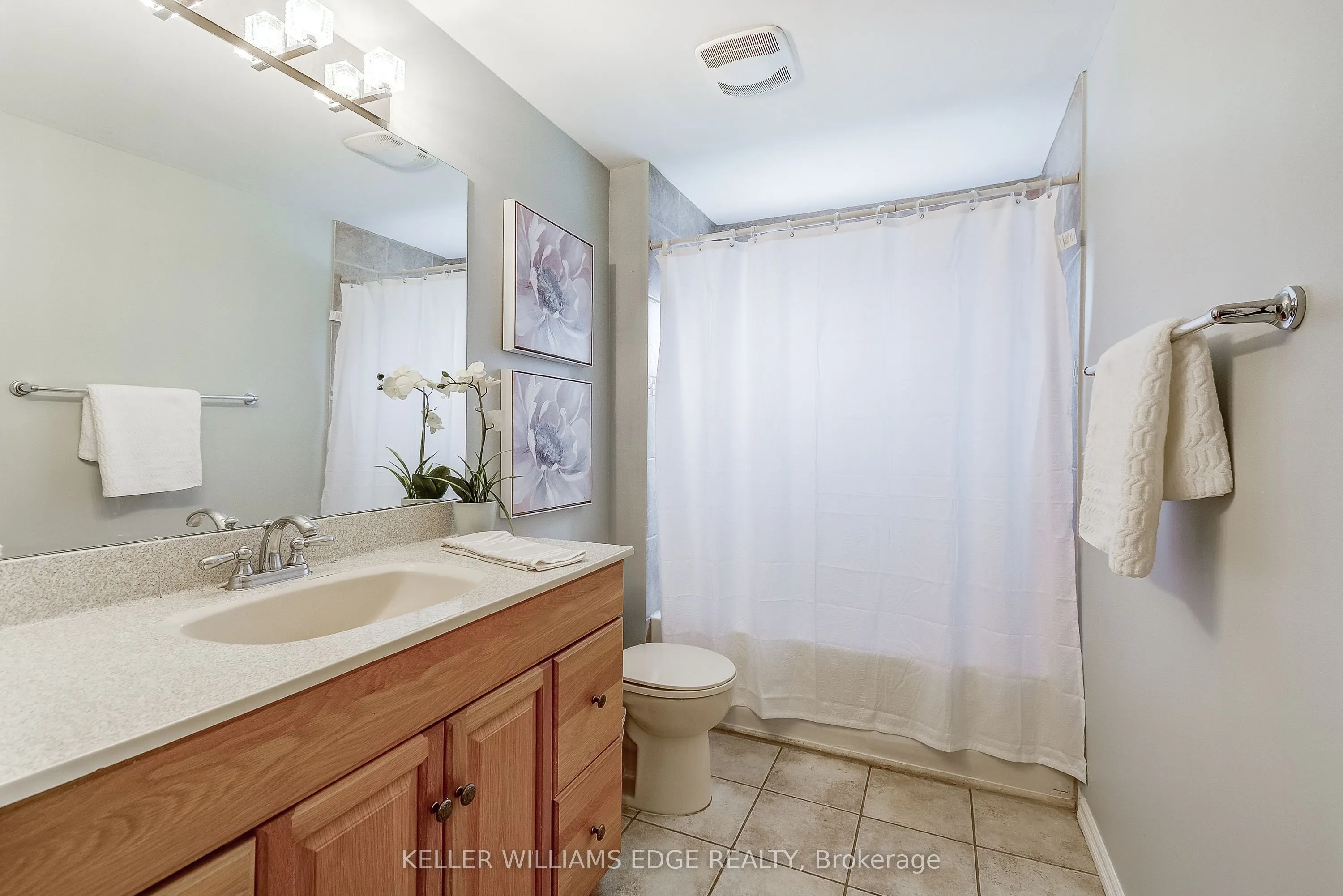 2212 Melissa Crescent