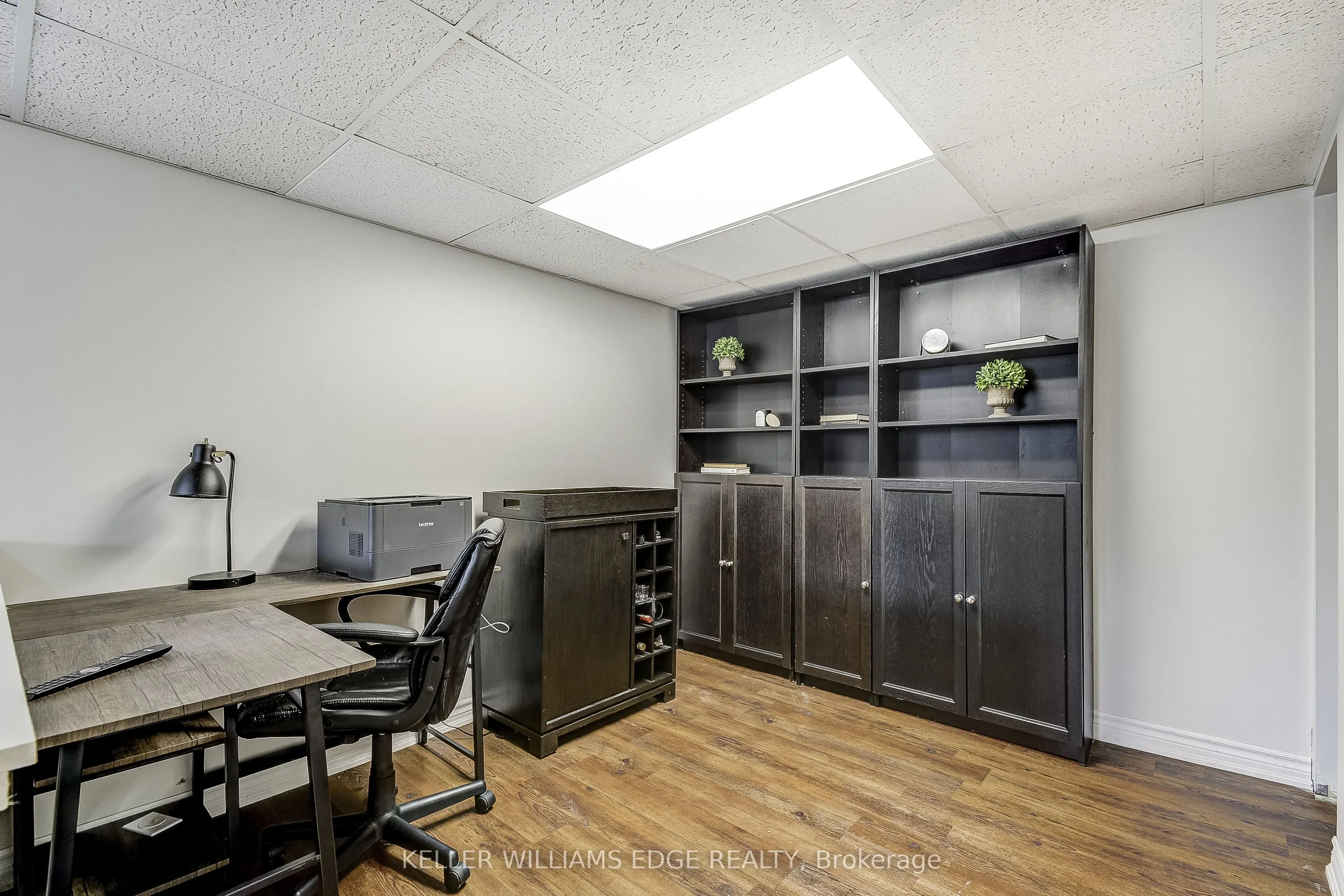 2212 Melissa Crescent