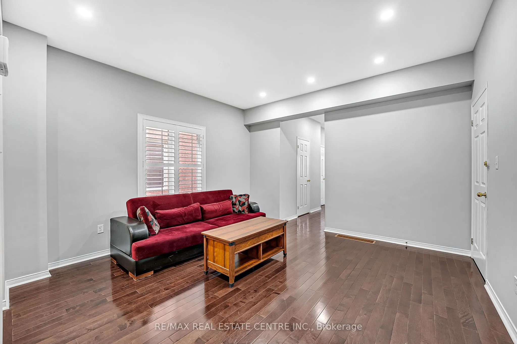 245 Checkerberry Crescent
