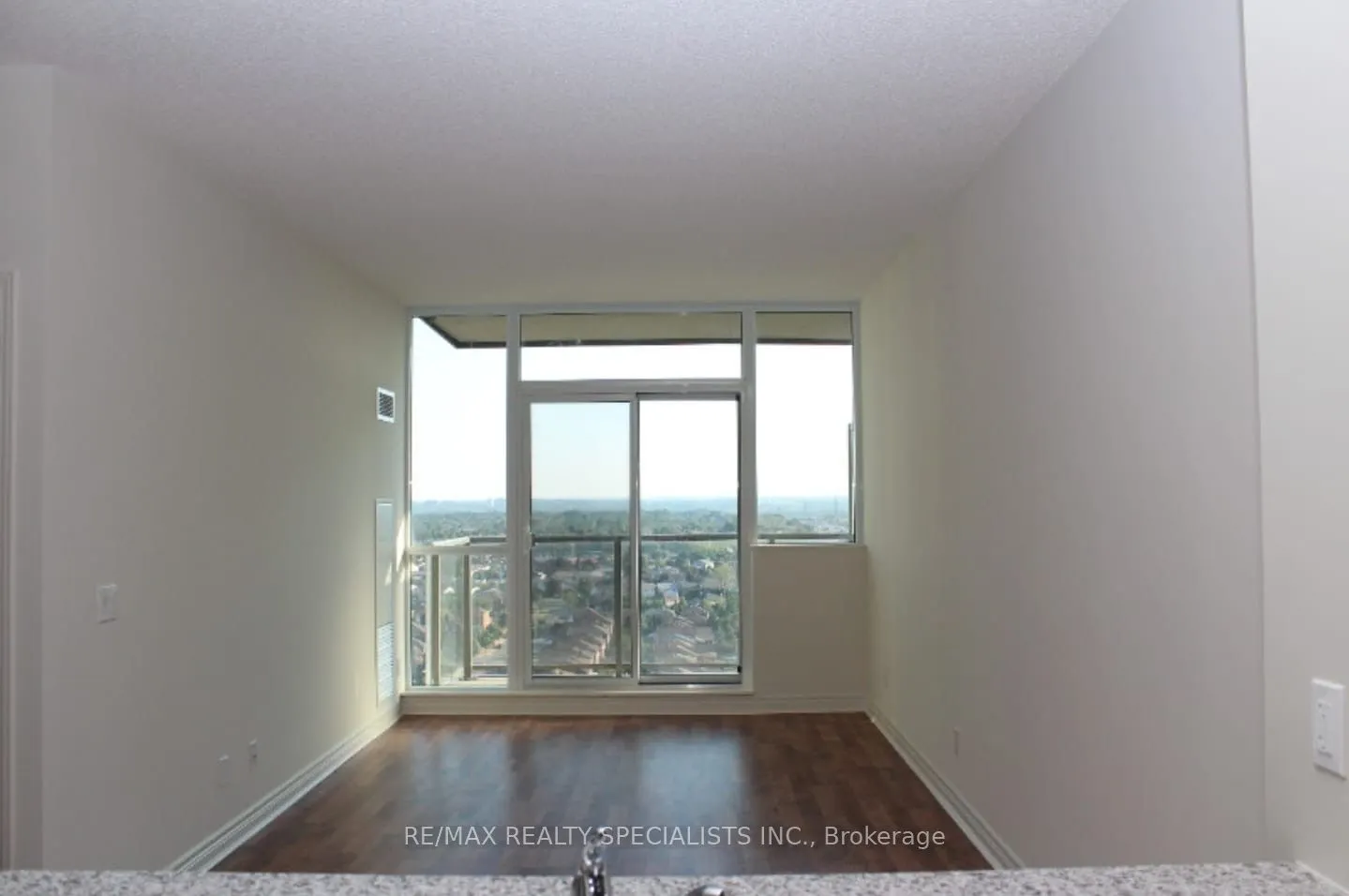 339 Rathburn Road, #1910