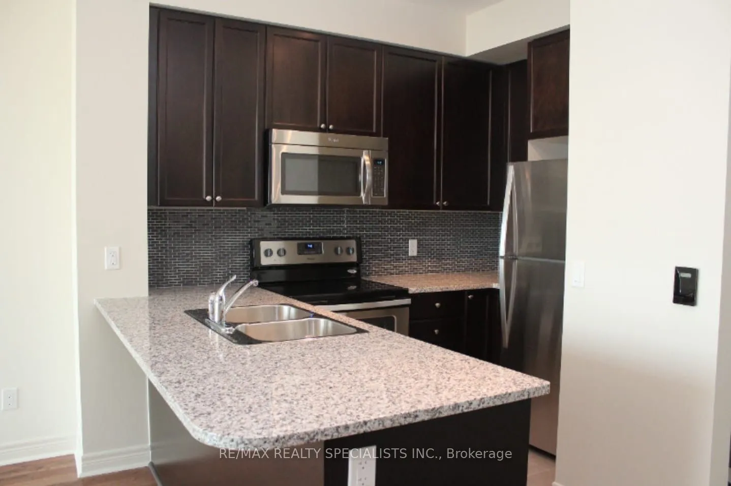 339 Rathburn Road, #1910
