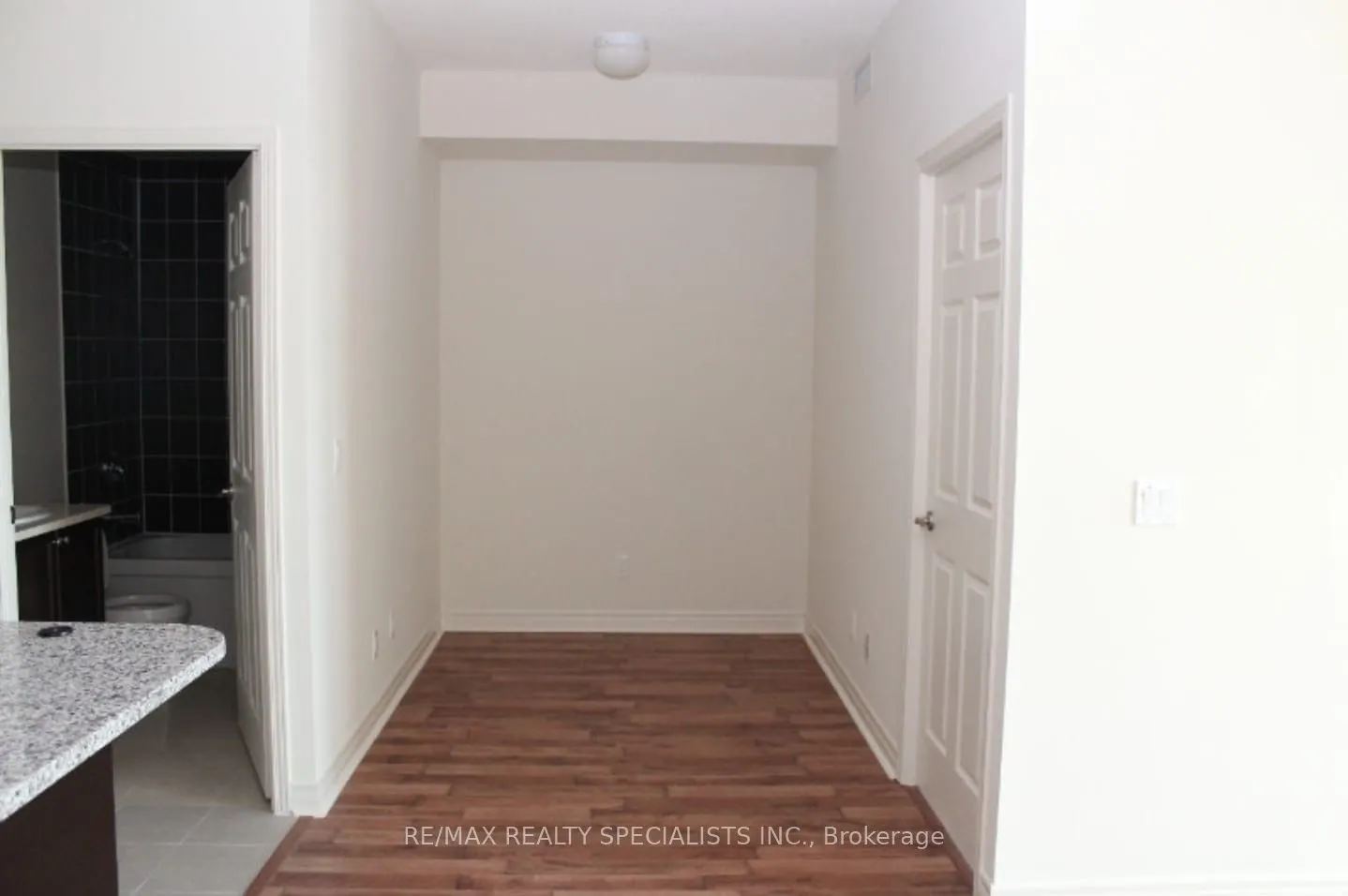 339 Rathburn Road, #1910