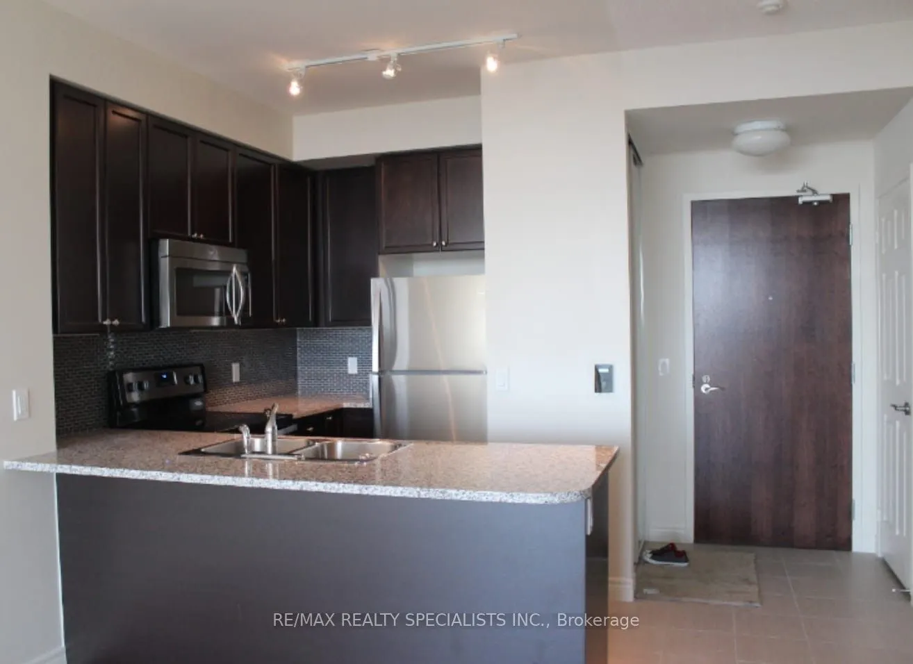 339 Rathburn Road, #1910