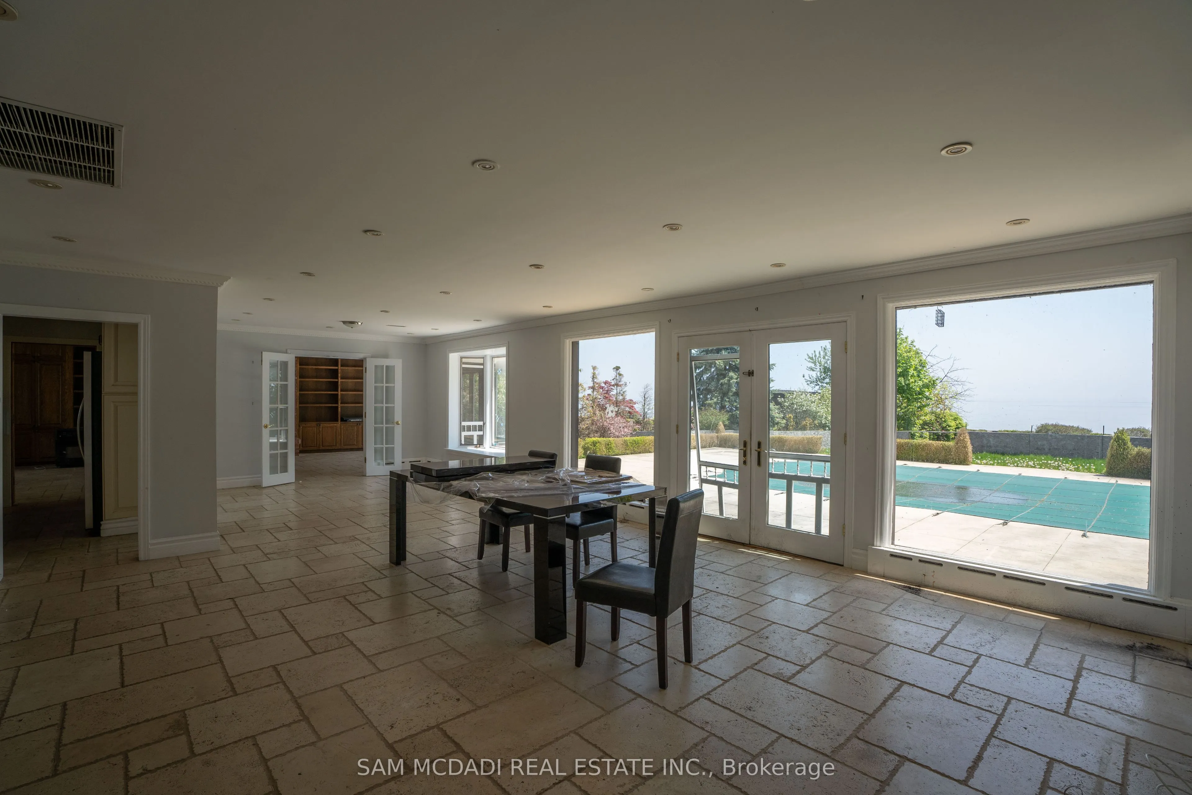 1588 Watersedge Road