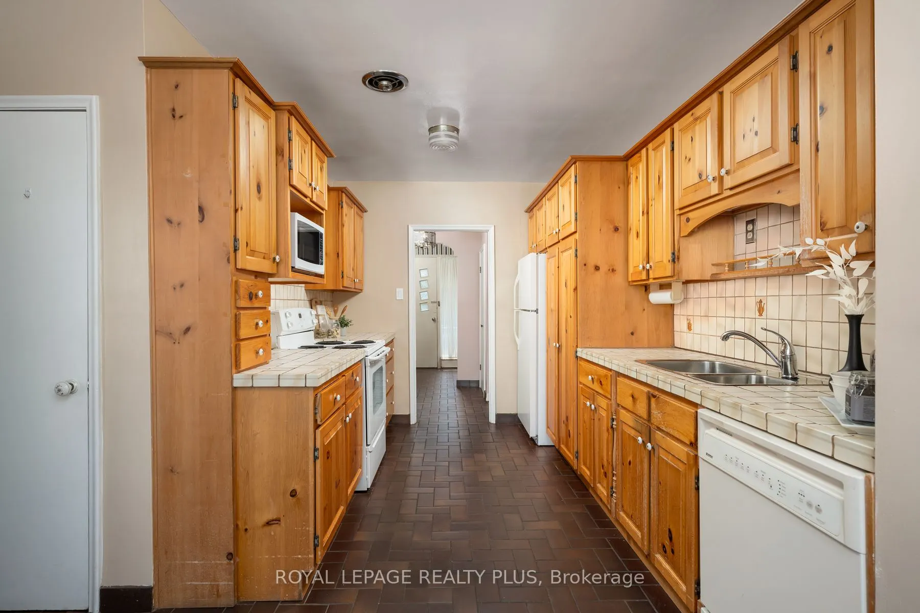 1509 Kenneth Drive