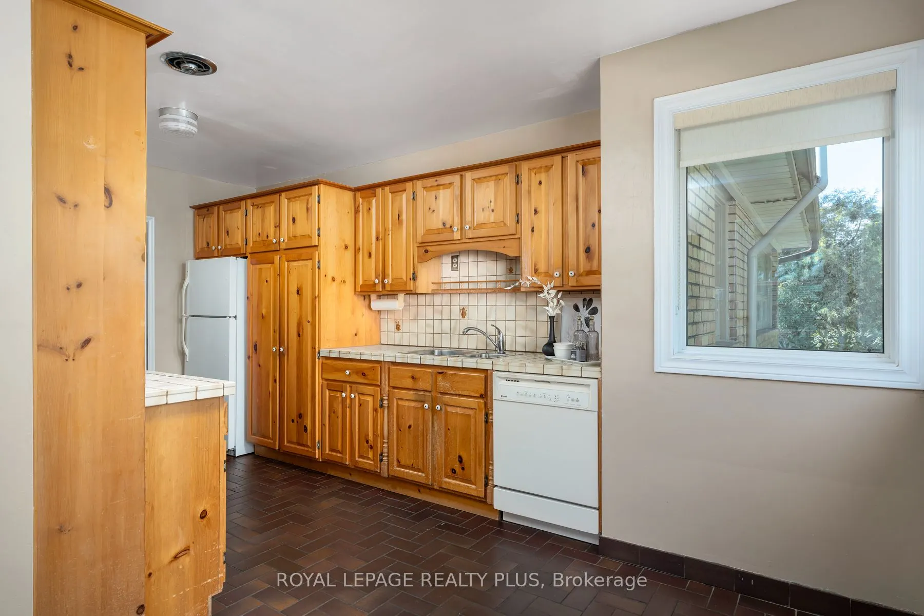 1509 Kenneth Drive