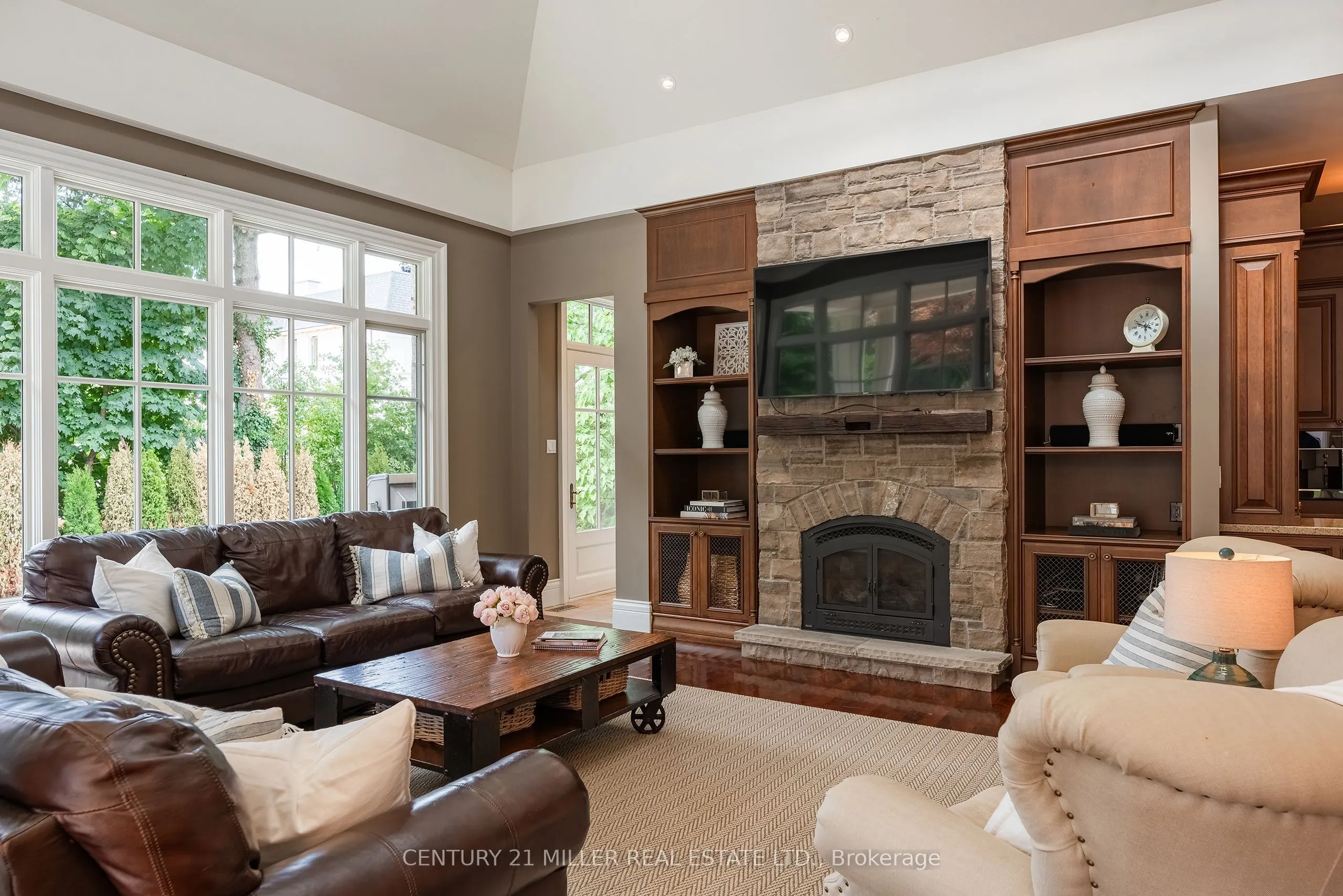 38 Shorewood Place
