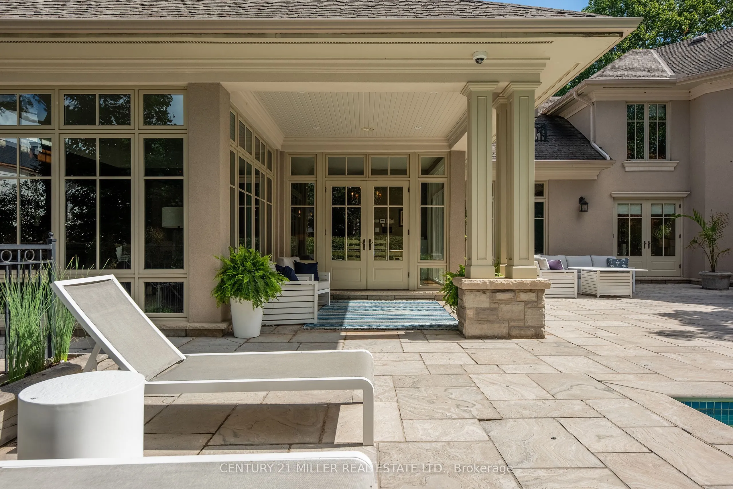38 Shorewood Place