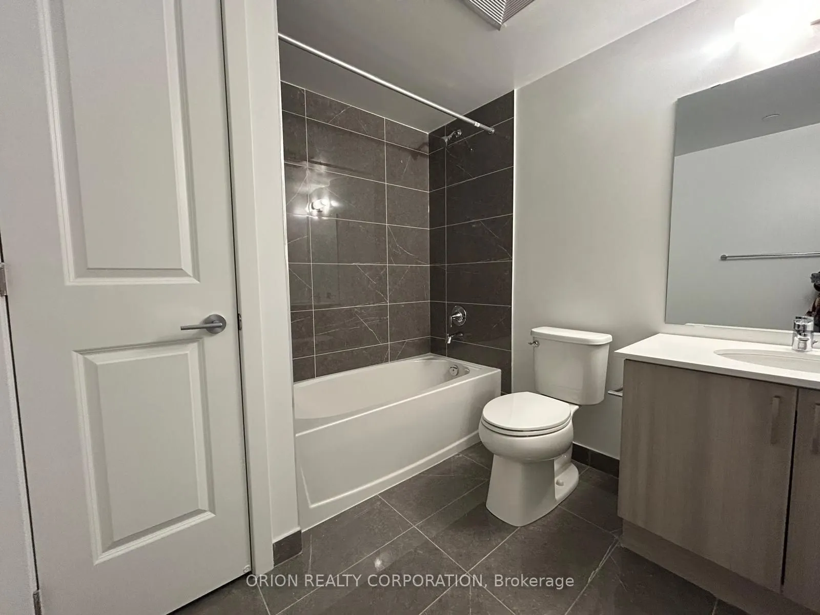 556 Marlee Avenue, #403
