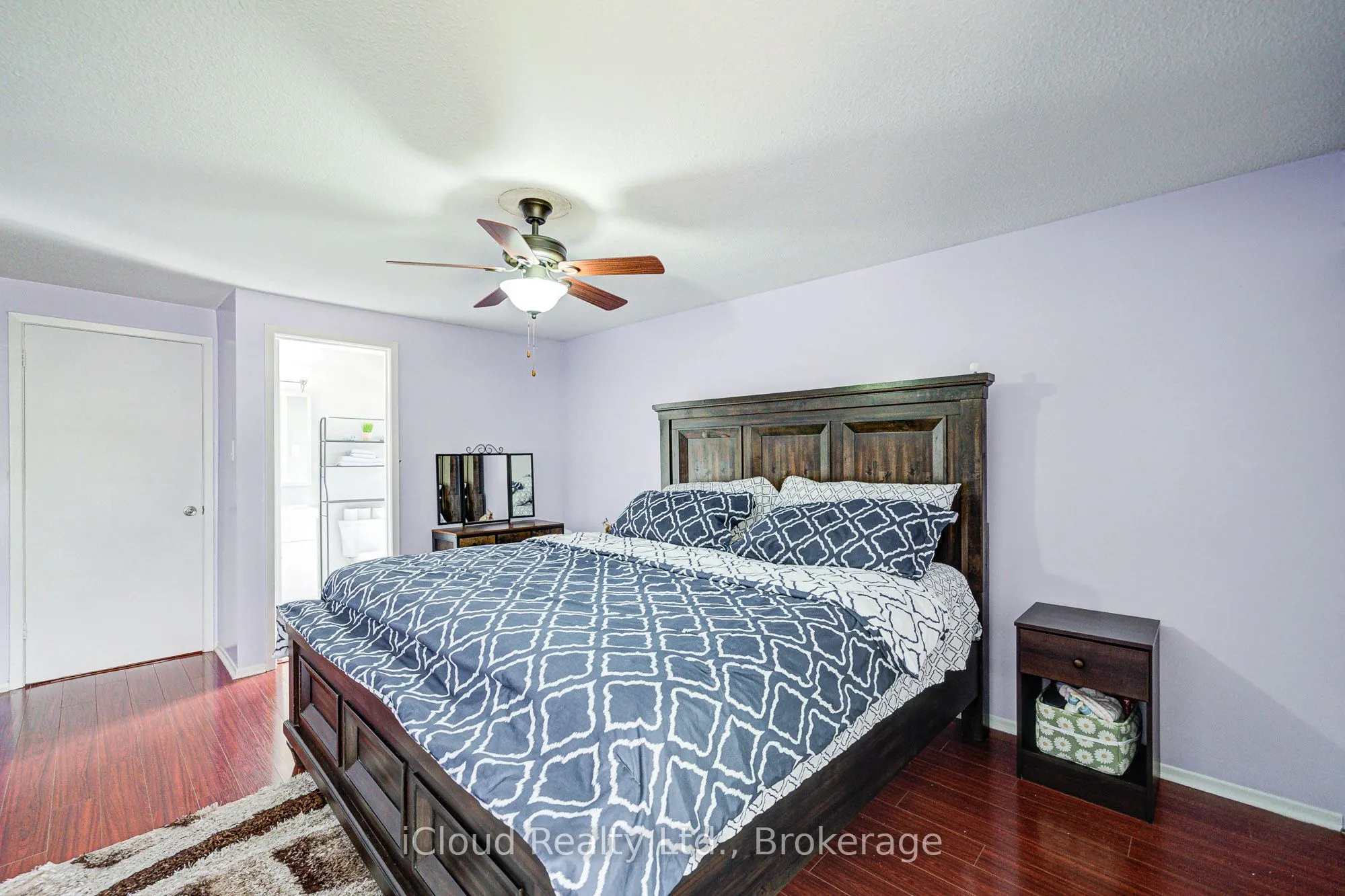 5 Gloucester Place, #5
