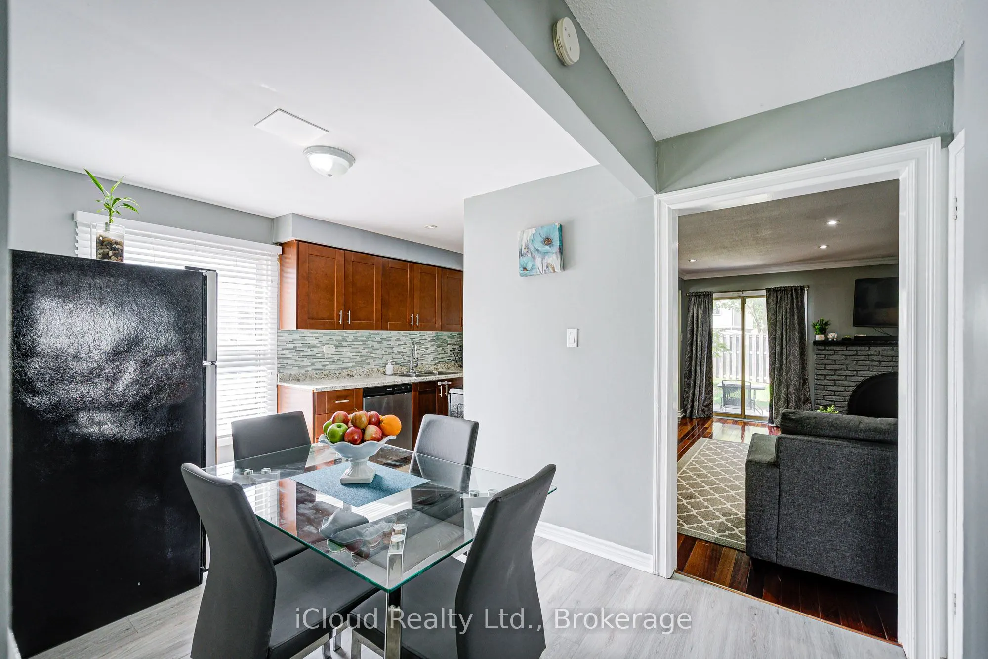 5 Gloucester Place, #5