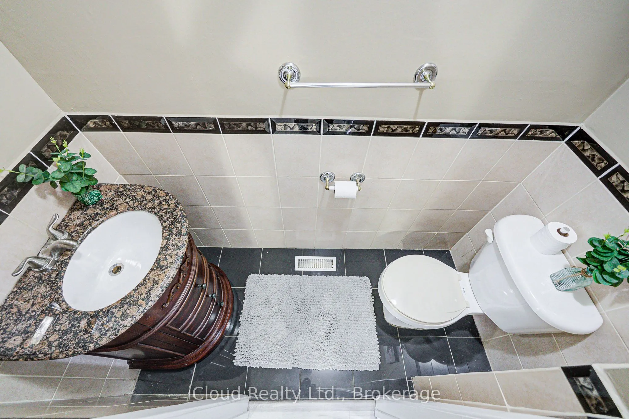 5 Gloucester Place, #5