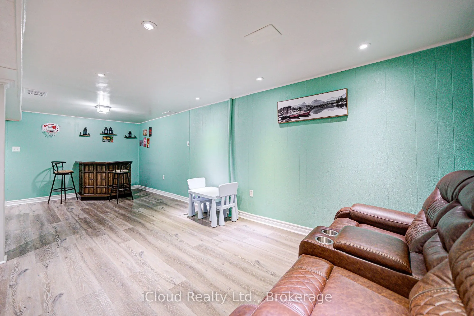 5 Gloucester Place, #5