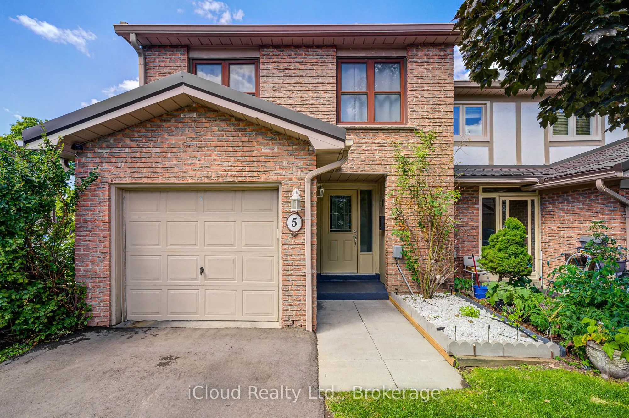 5 Gloucester Place, #5