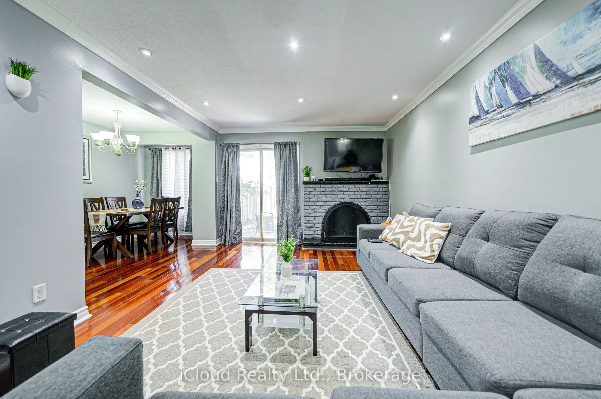 5 Gloucester Place, #5