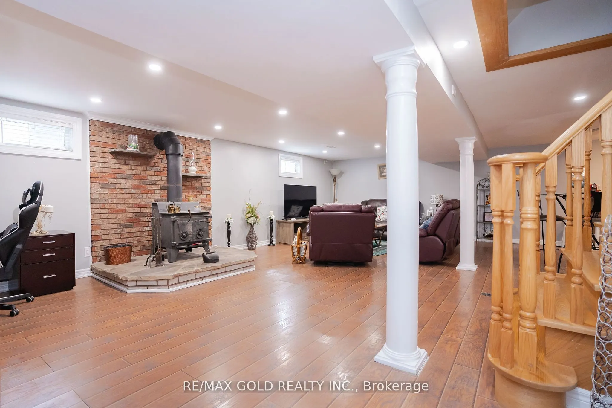 15 Castlemore Drive