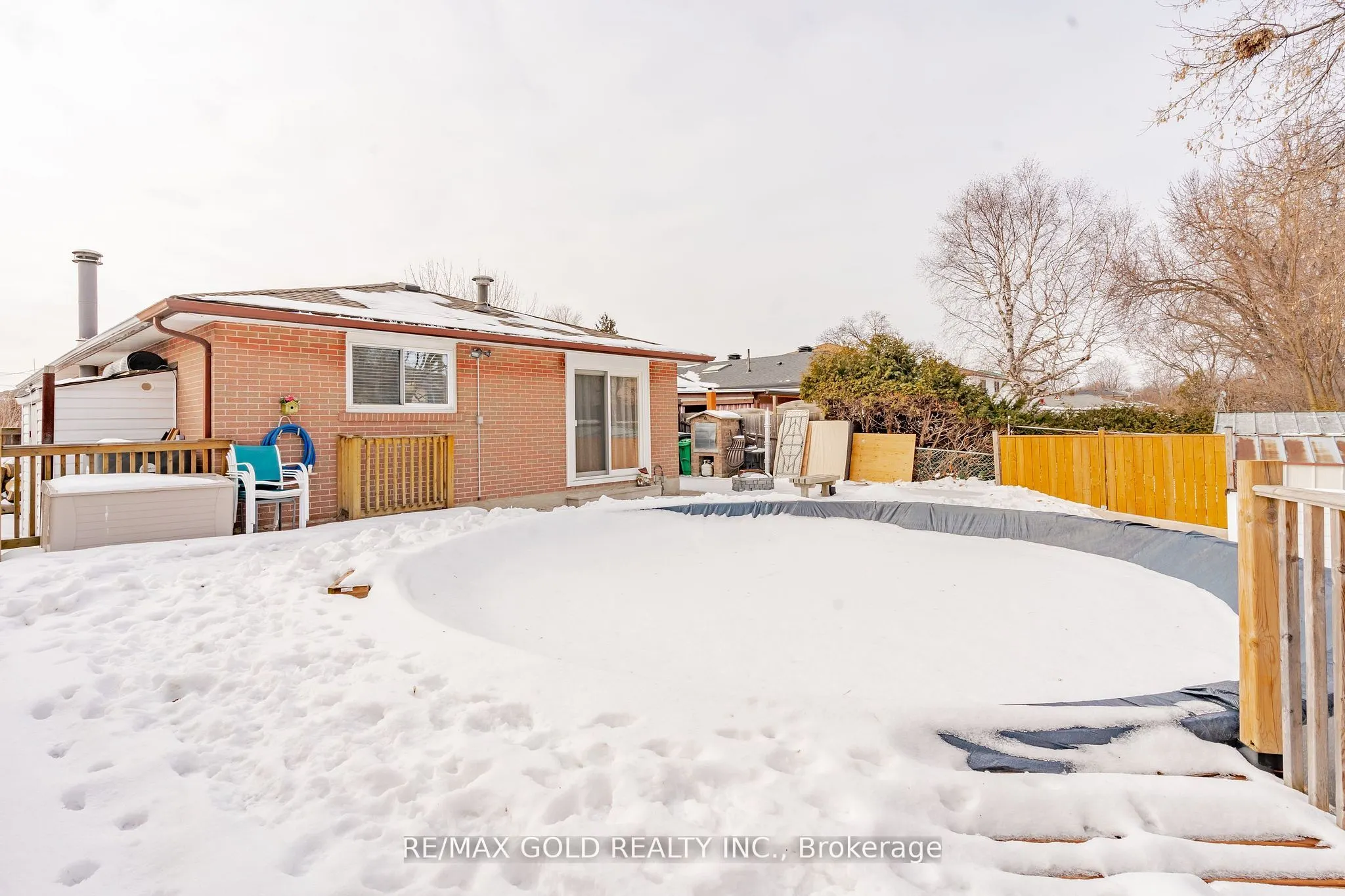 15 Castlemore Drive