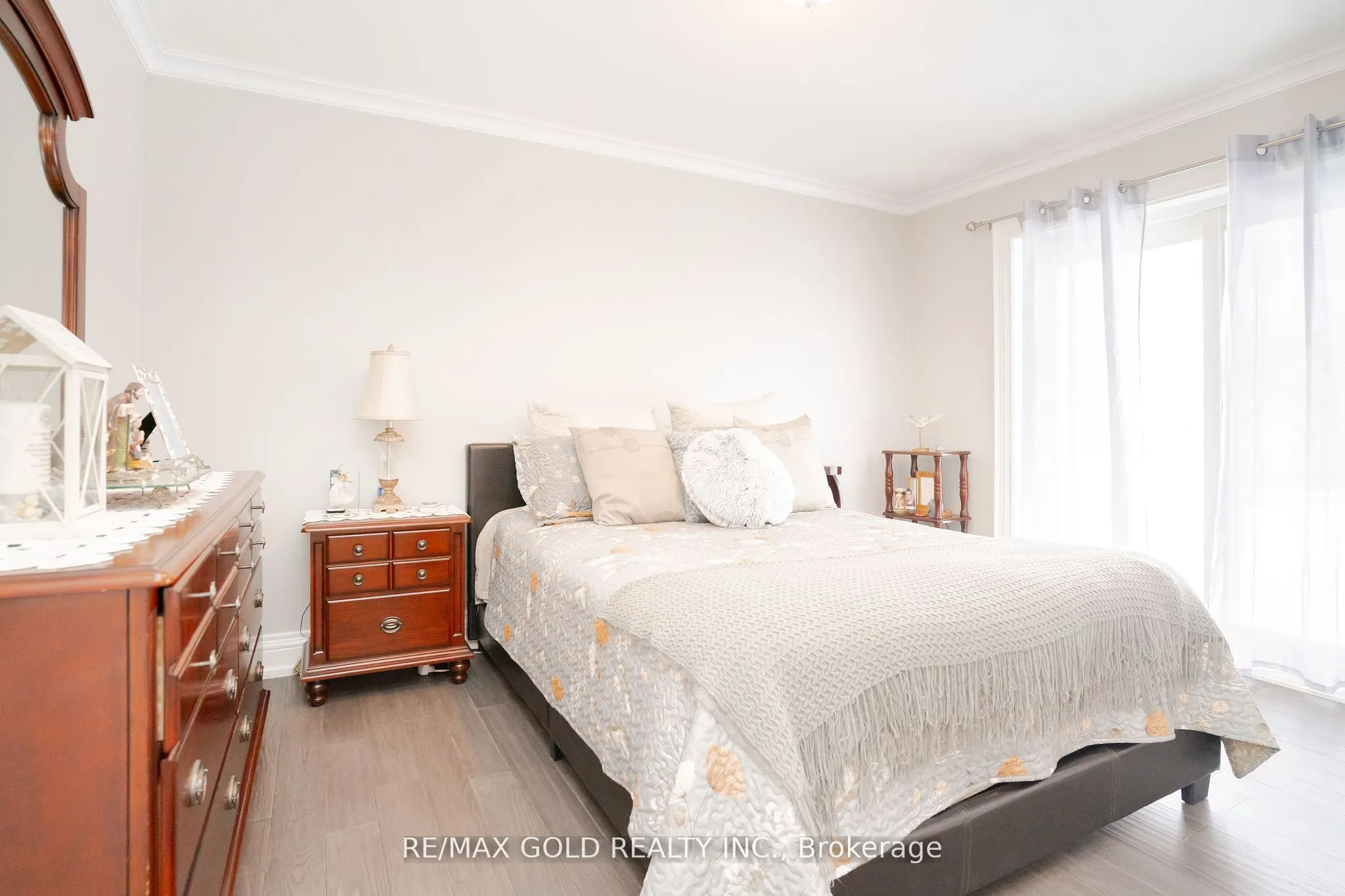 15 Castlemore Drive