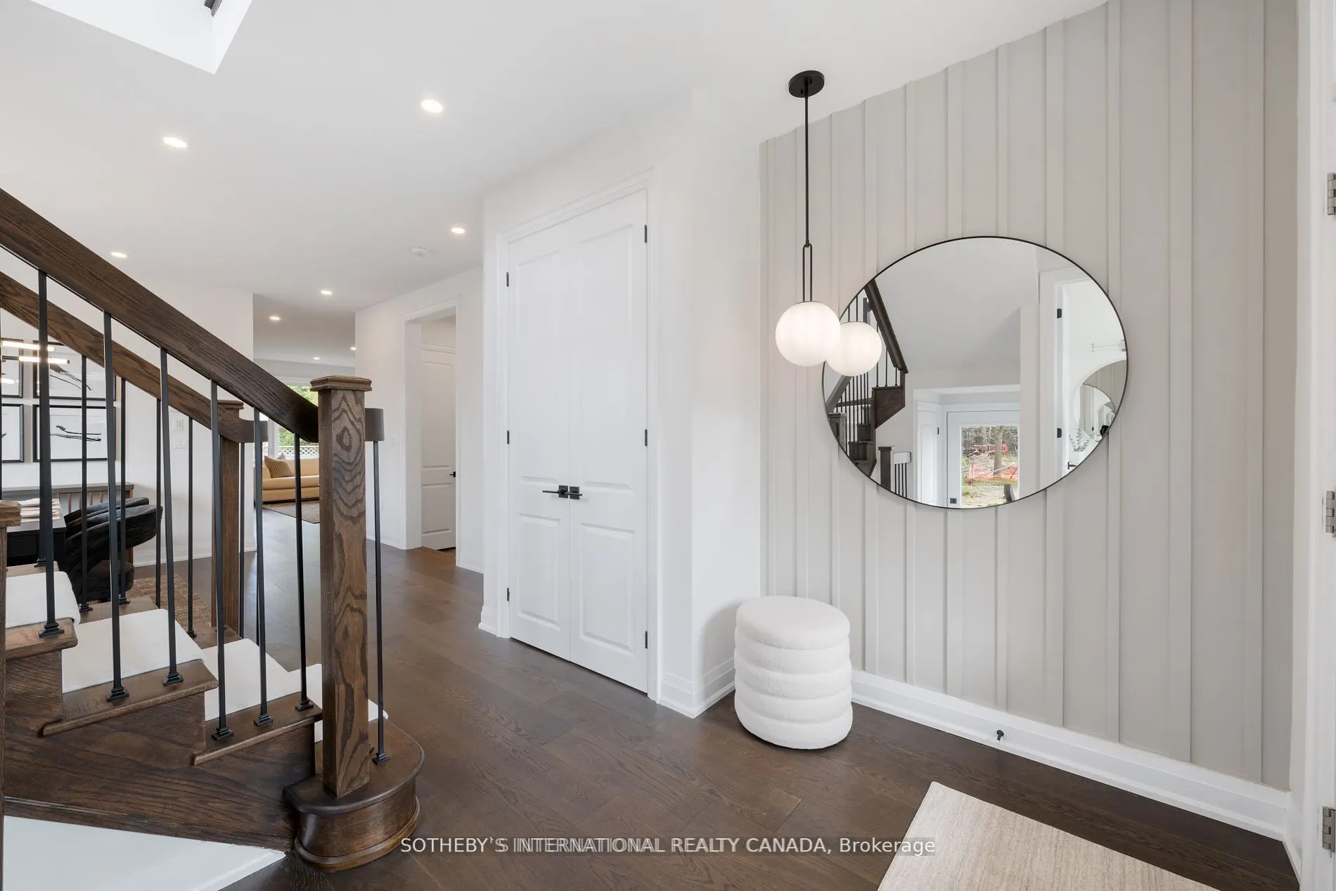 518 Markay Common