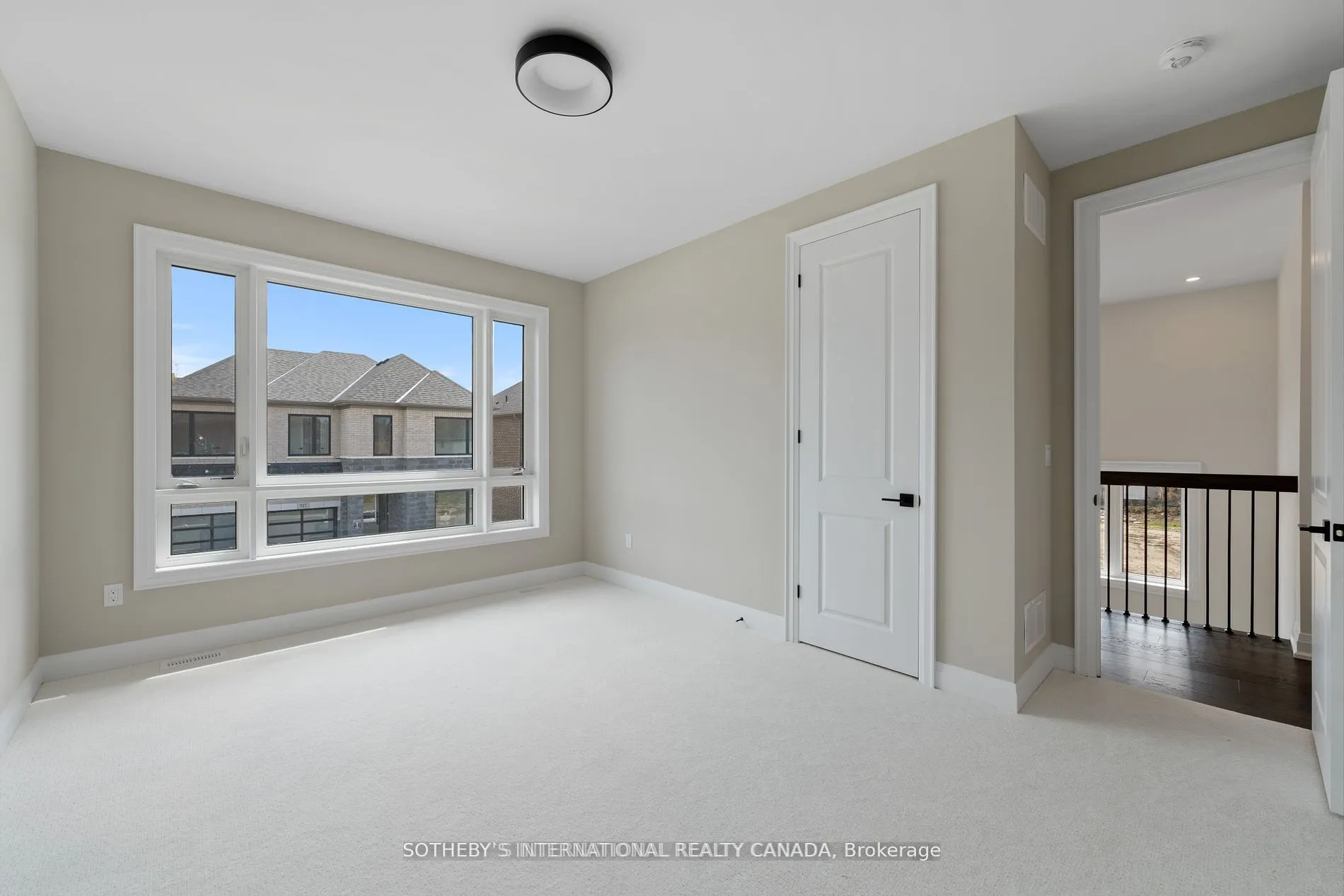 518 Markay Common