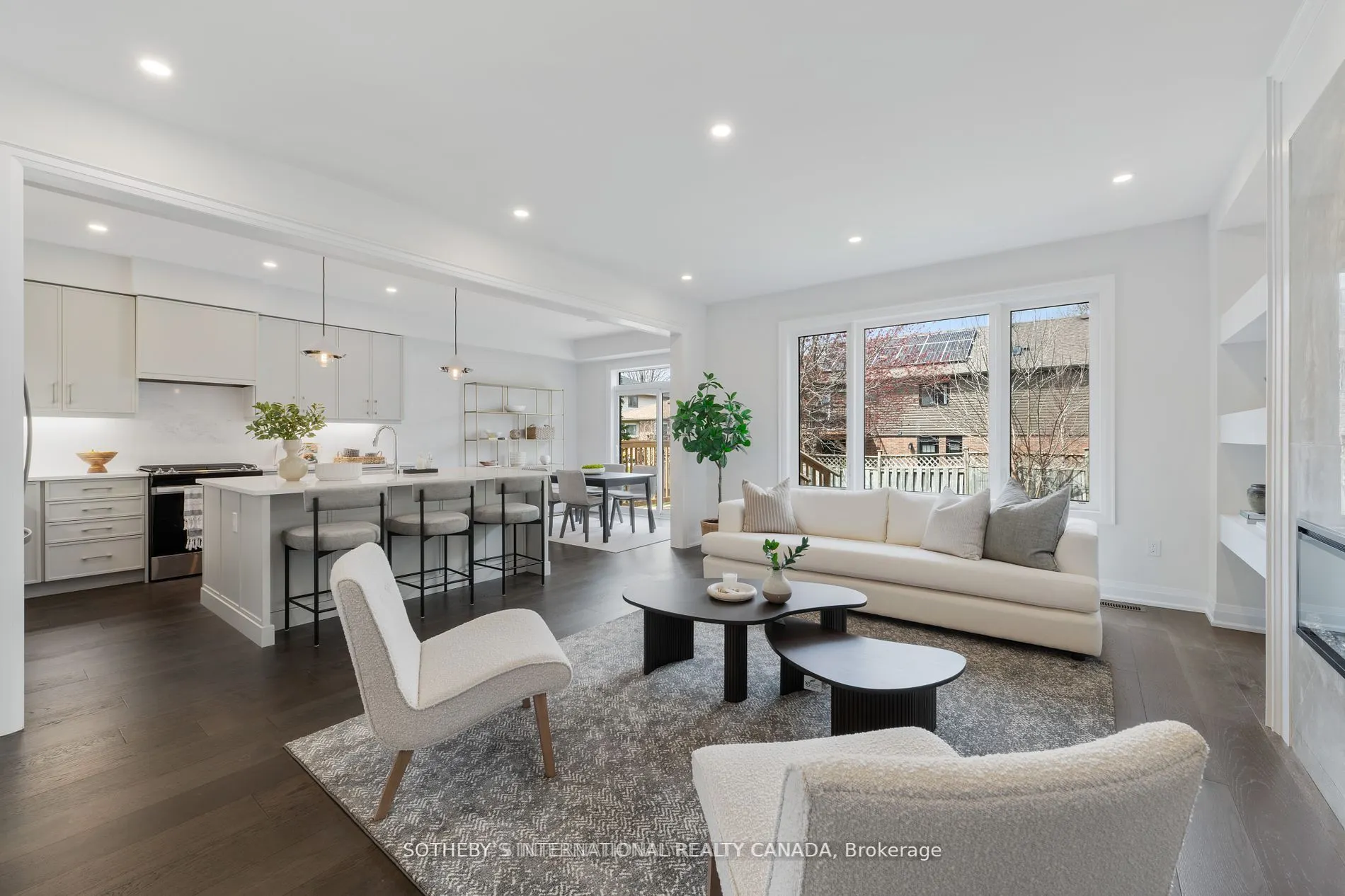518 Markay Common