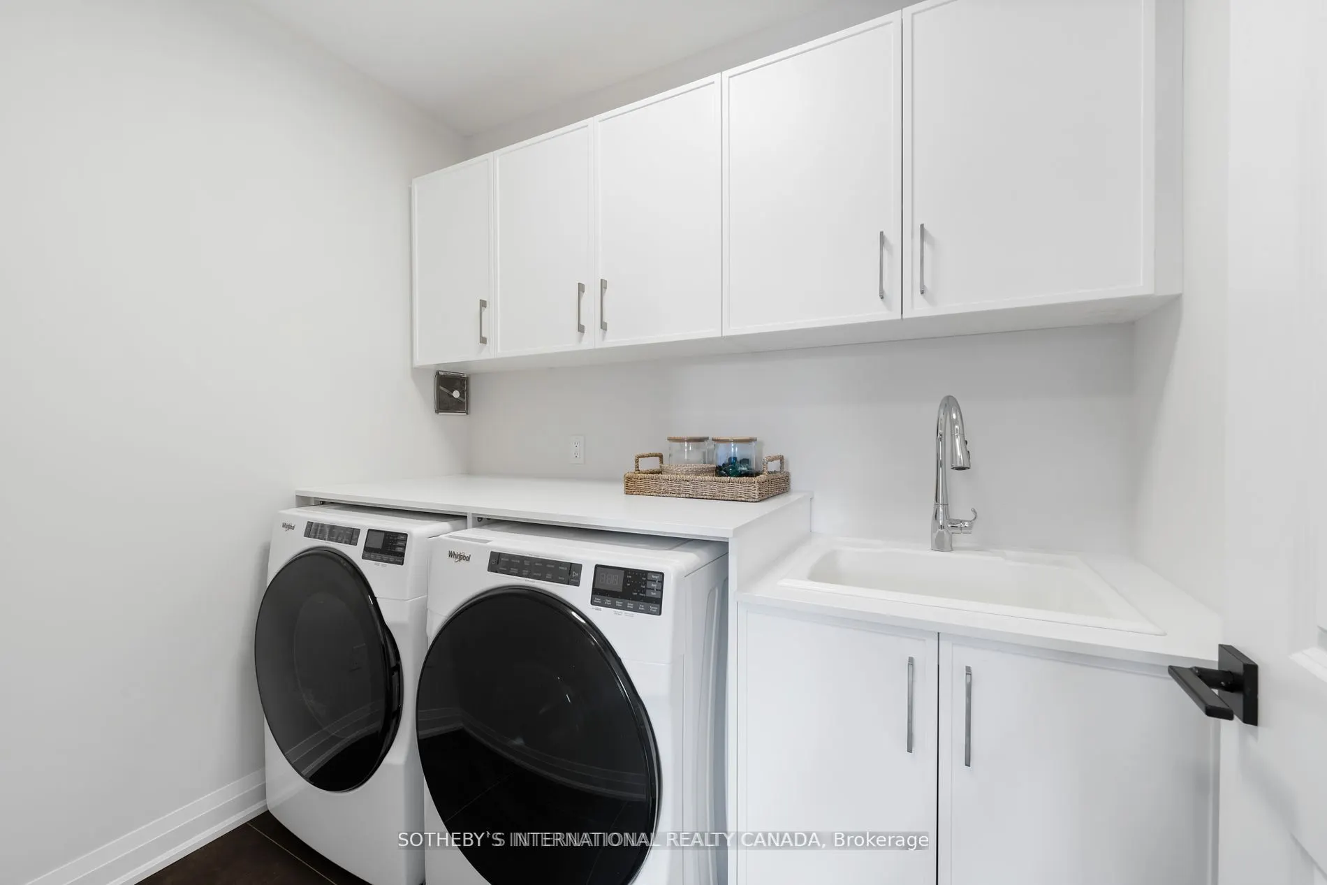 518 Markay Common