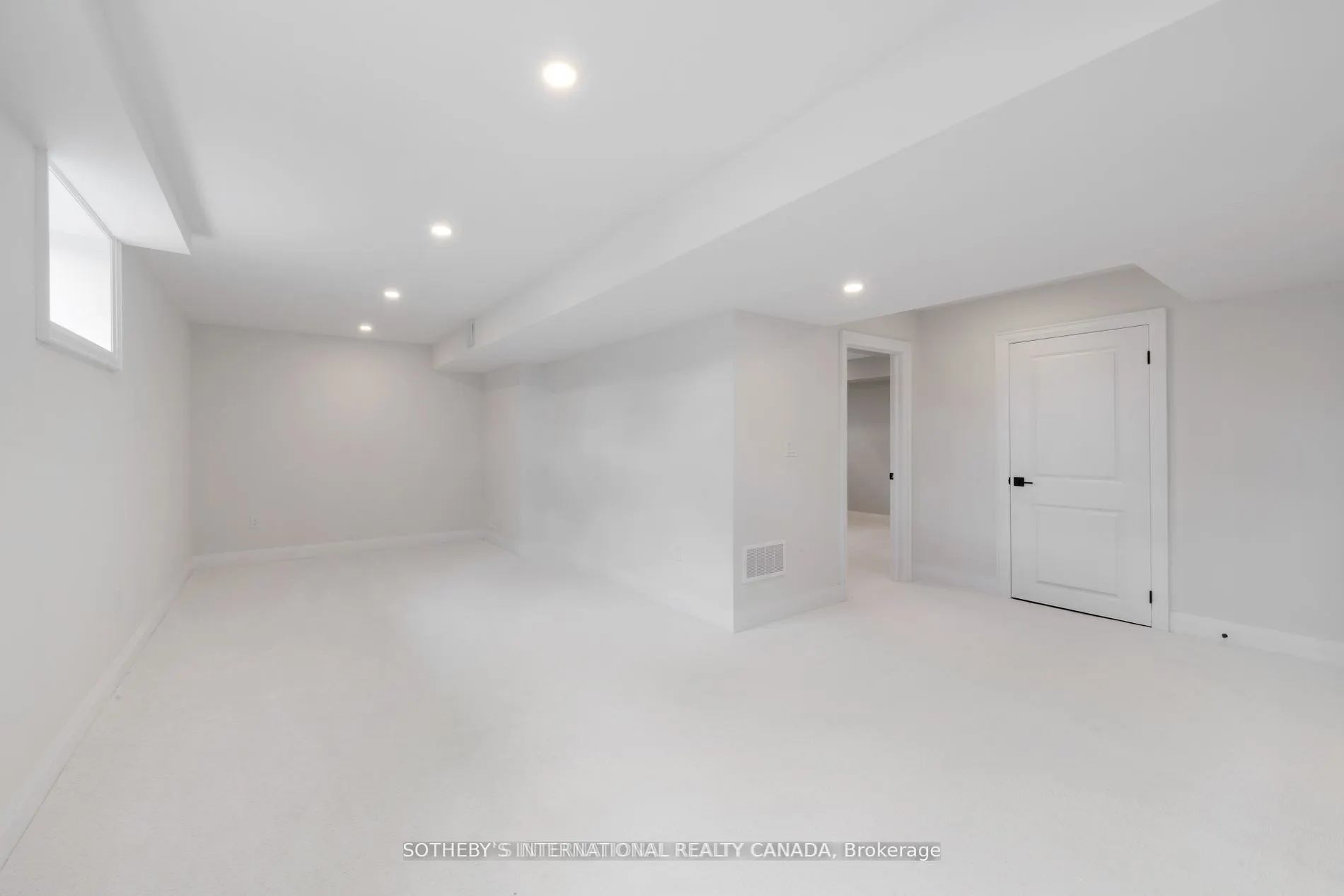 518 Markay Common