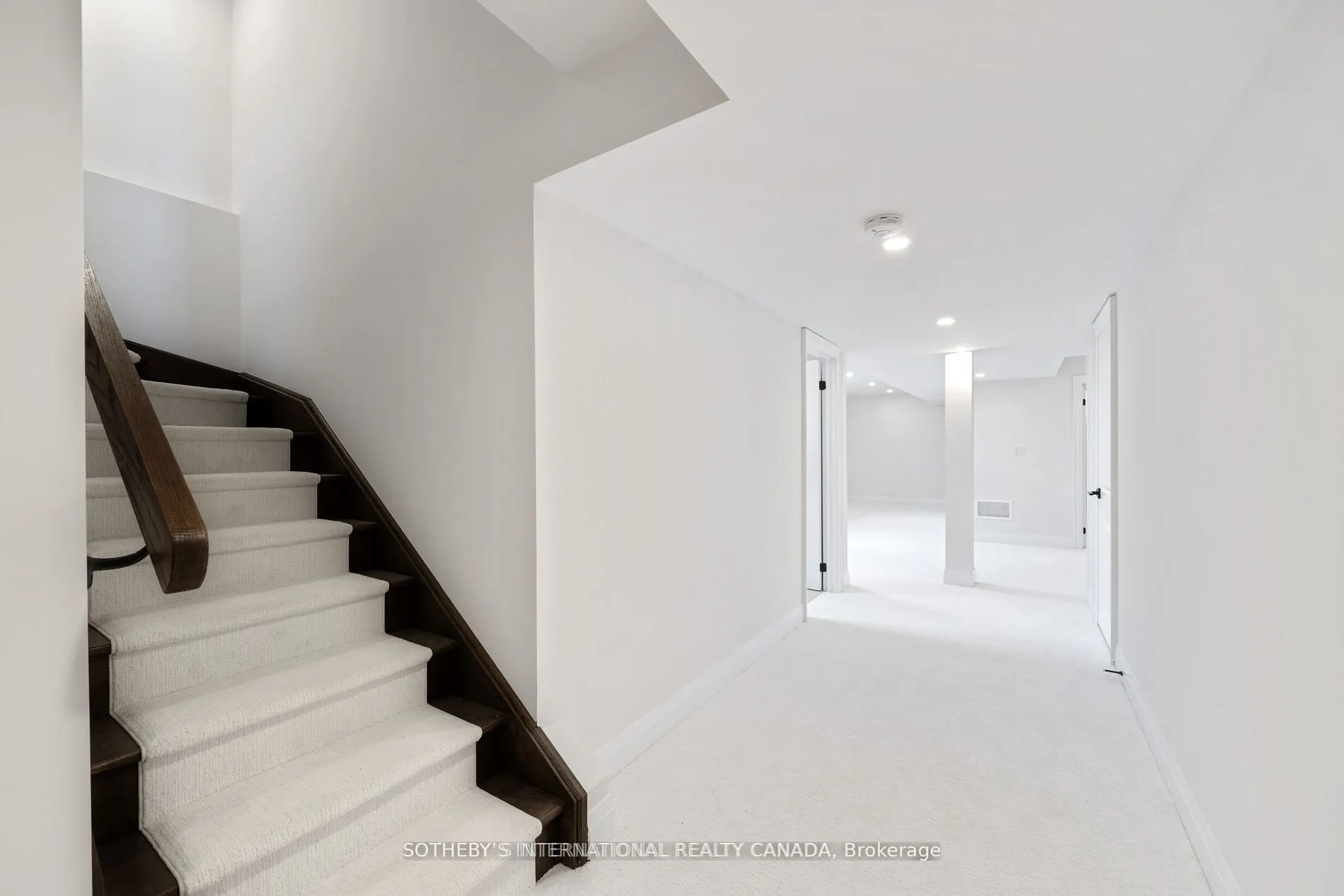 518 Markay Common