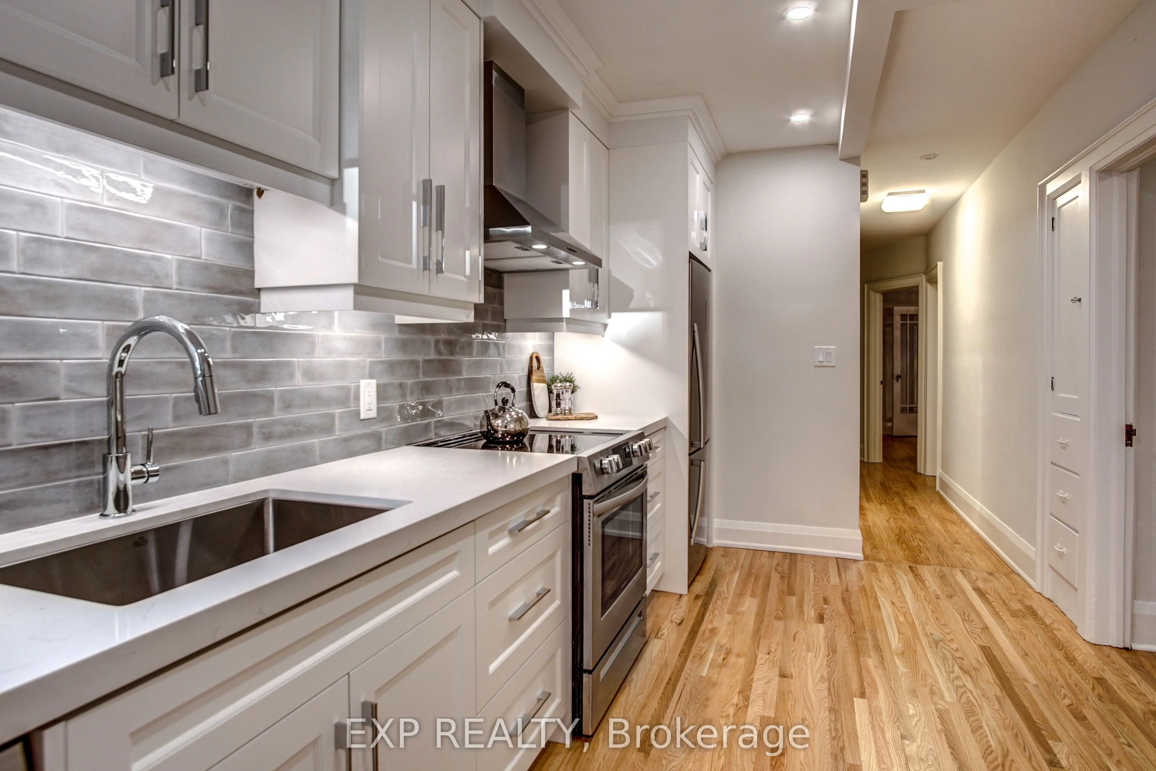 380 Jane Street, #Main